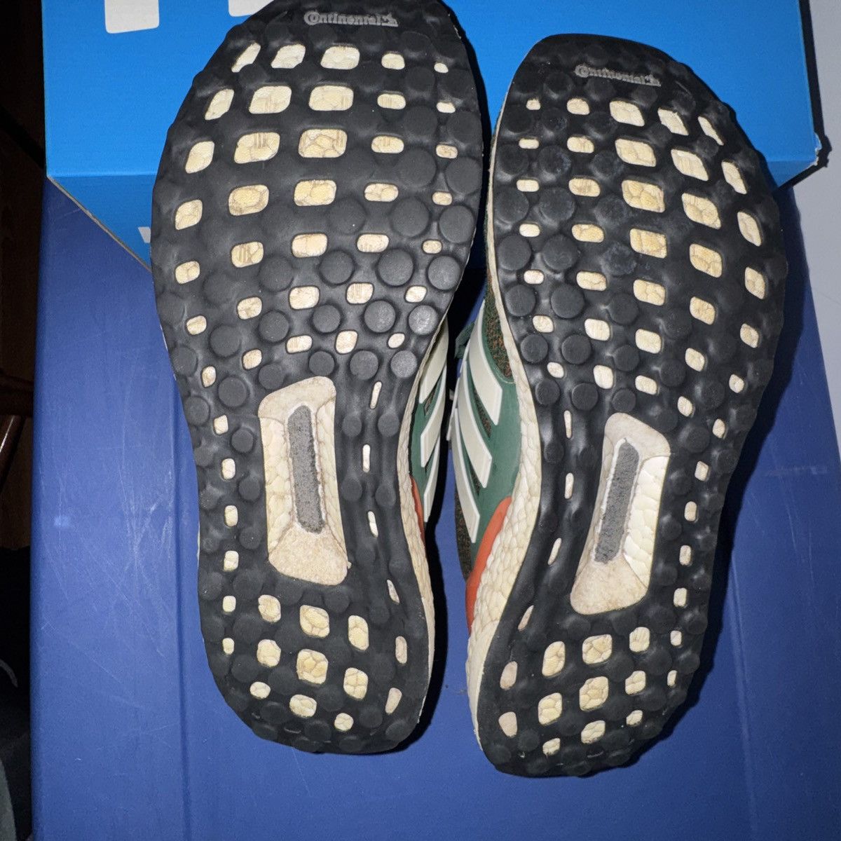 Adidas Adidas UltraBoost 4.0 Miami Hurricanes Color Way Size US 12 / EU 45 - 8 Thumbnail