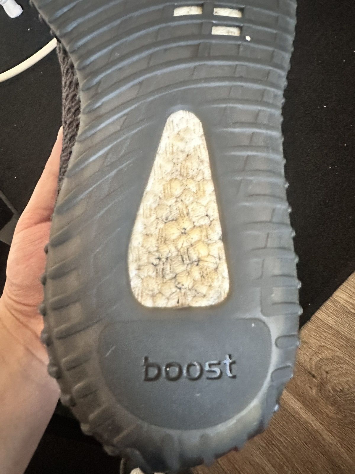 Yeezy Yeezy 350 v2 non reflective Size US 10 / EU 43 - 8 Thumbnail