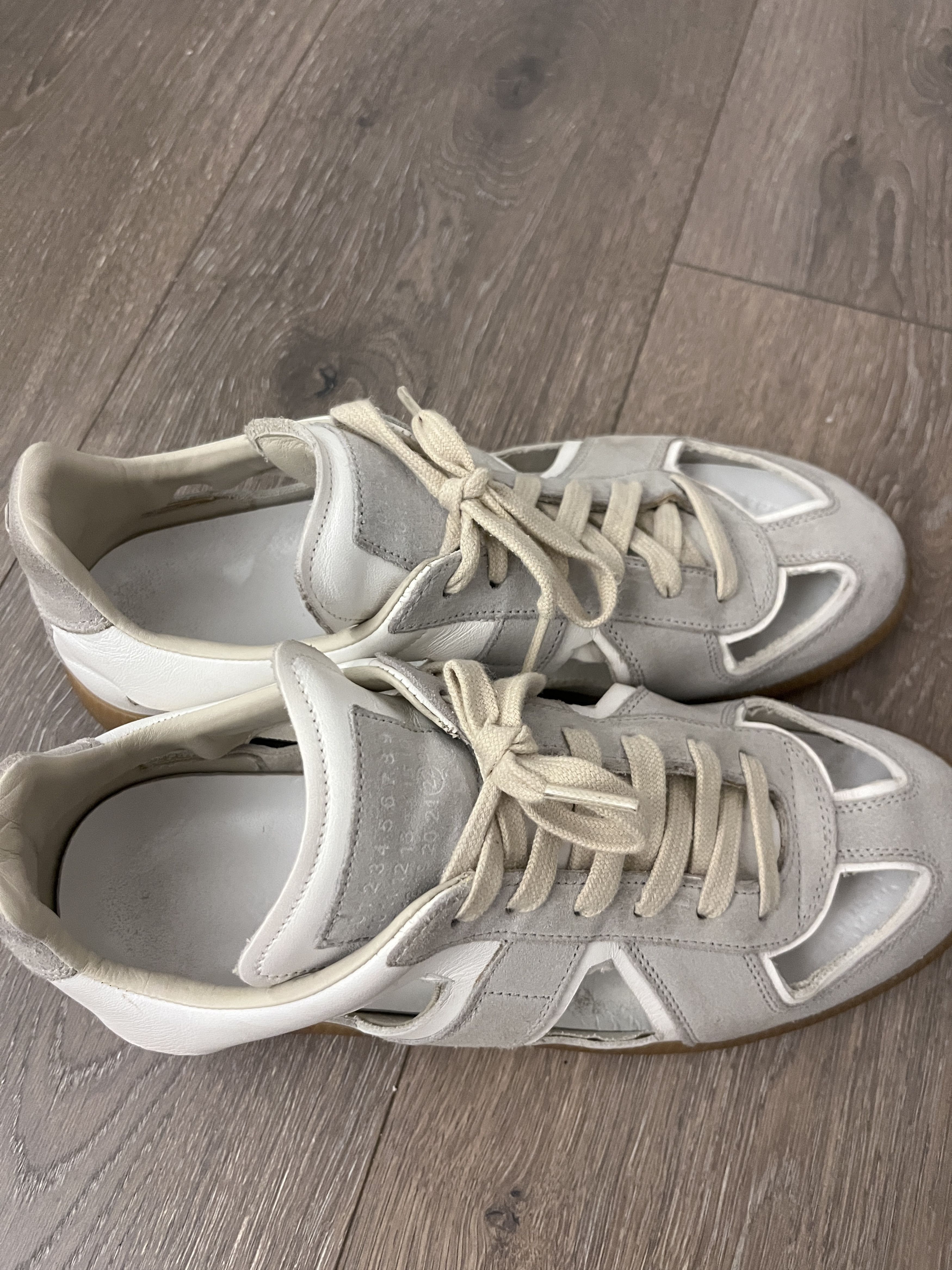 Maison Margiela Maison Margiela replica white shoes Size US 7 / EU 40 - 2 Thumbnail