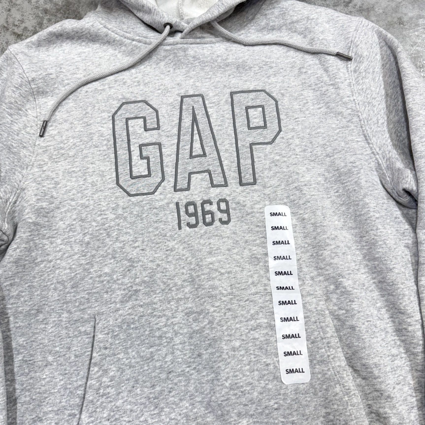 Gap GAP Hoodie Mens Small Gray Logo Pullover Fleece Kangaroo Pocket 1969 Vintage? Size US S / EU 44-46 / 1 - 2 Thumbnail