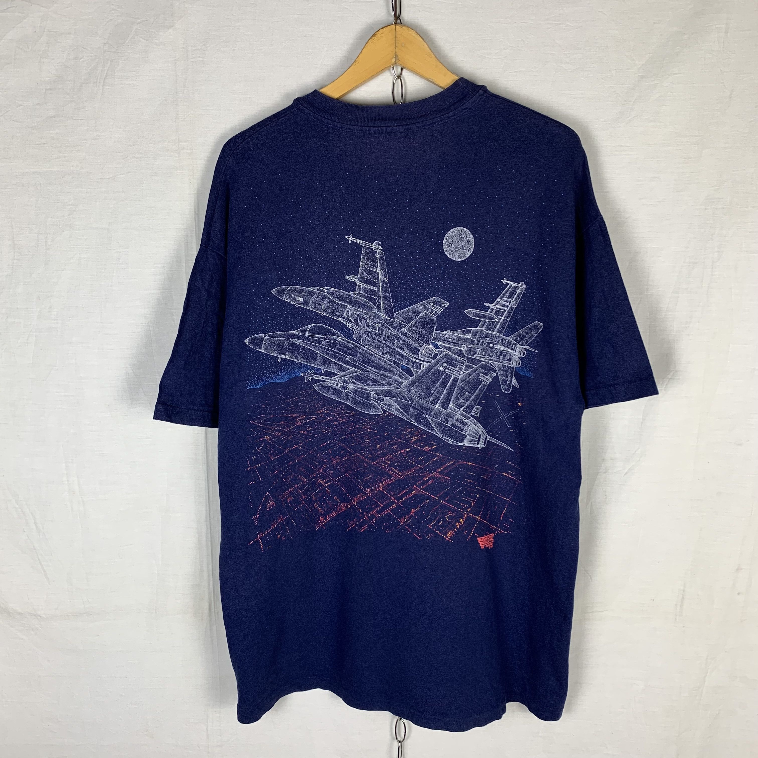 Vintage Vintage F/A-18 Hornet Top Gun Fighter Jet Tshirt Size US XL / EU 56 / 4 - 4 Thumbnail
