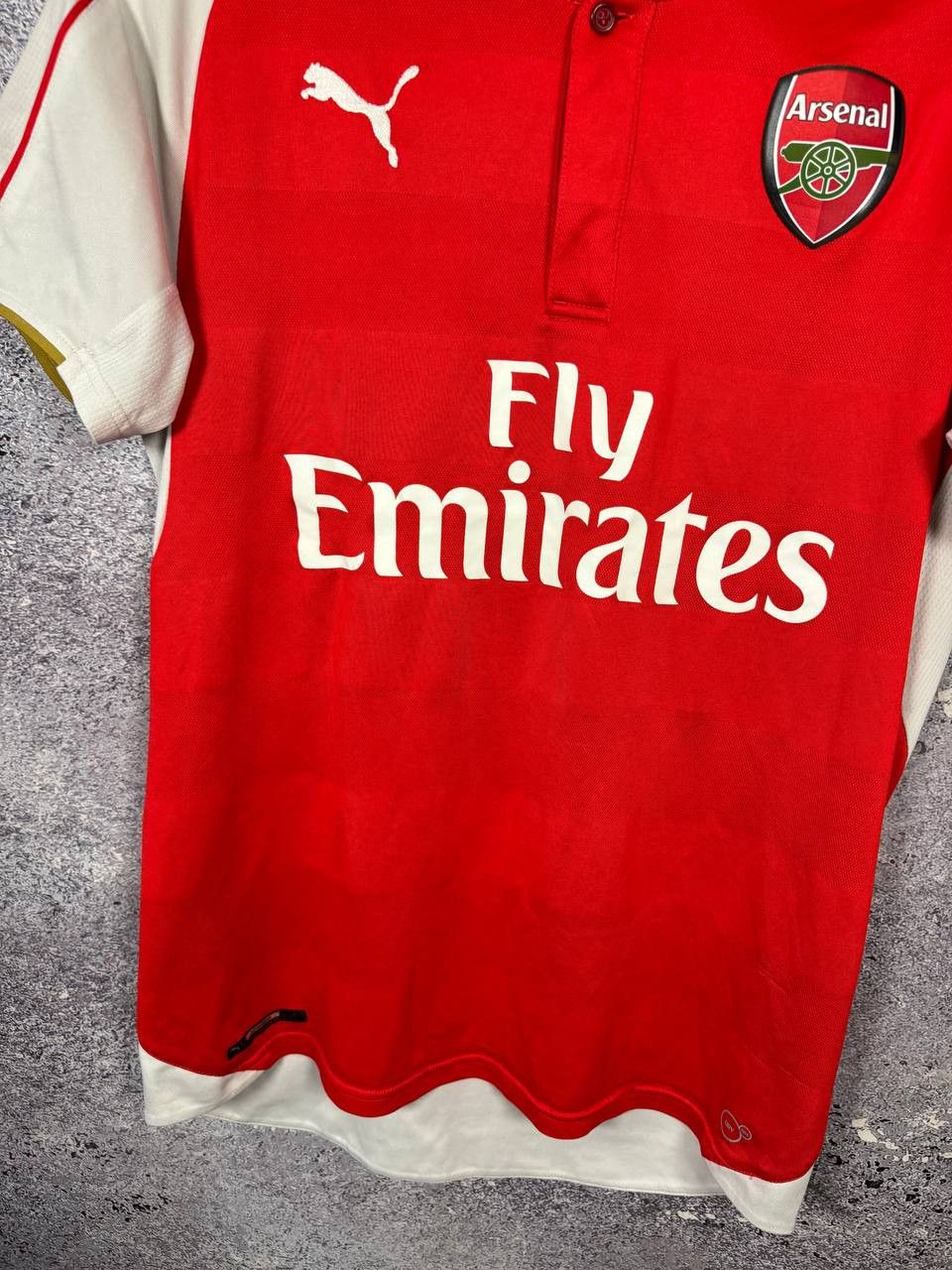 Puma Vintage Arsenal 2015/16 Home Puma Soccer Jersey Medium Size US M / EU 48-50 / 2 - 5 Thumbnail