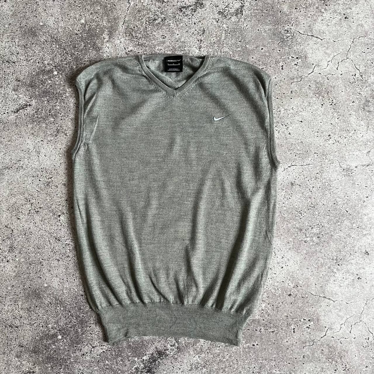 Nike × Vintage Nike Golf Plain Grey Vest Size US S / EU 44-46 / 1 - 1 Thumbnail