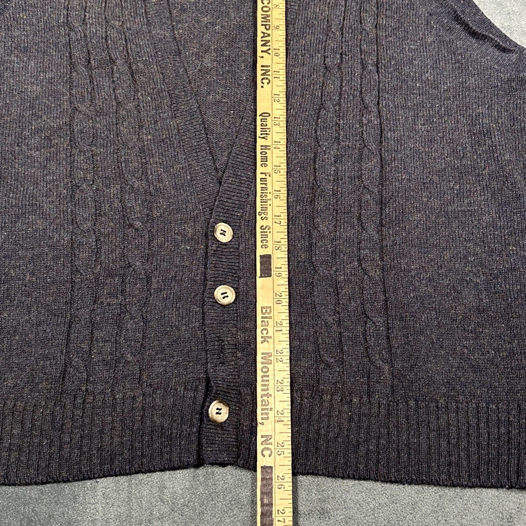 Vintage VINTAGE Portland Sweater Co Cable Knit Sweater Vest Mens Large Gray All Seasons 80s 90s Grandpa USA Made Size US L / EU 52-54 / 3 - 7 Thumbnail