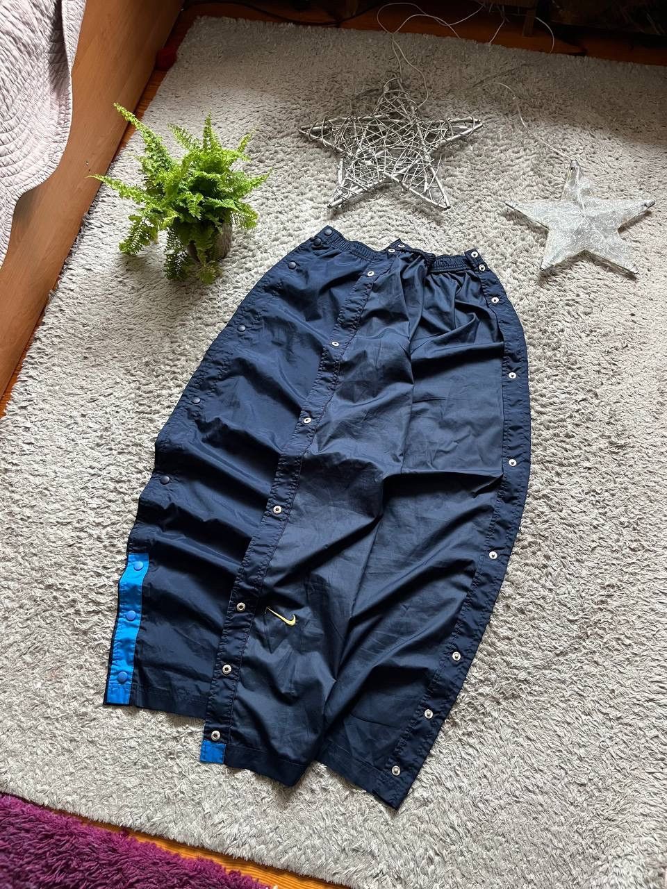 Nike × Vintage Nike Vintage Pants 00s Logo Rare Streetwear Y2K Size US 32 / EU 48 - 4 Thumbnail
