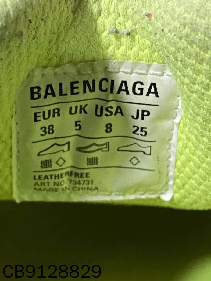 Balenciaga Balenciaga 3XL vintage distressed dad shoe sneakers size 38 Size US 7.5 / IT 37.5 - 7 Thumbnail