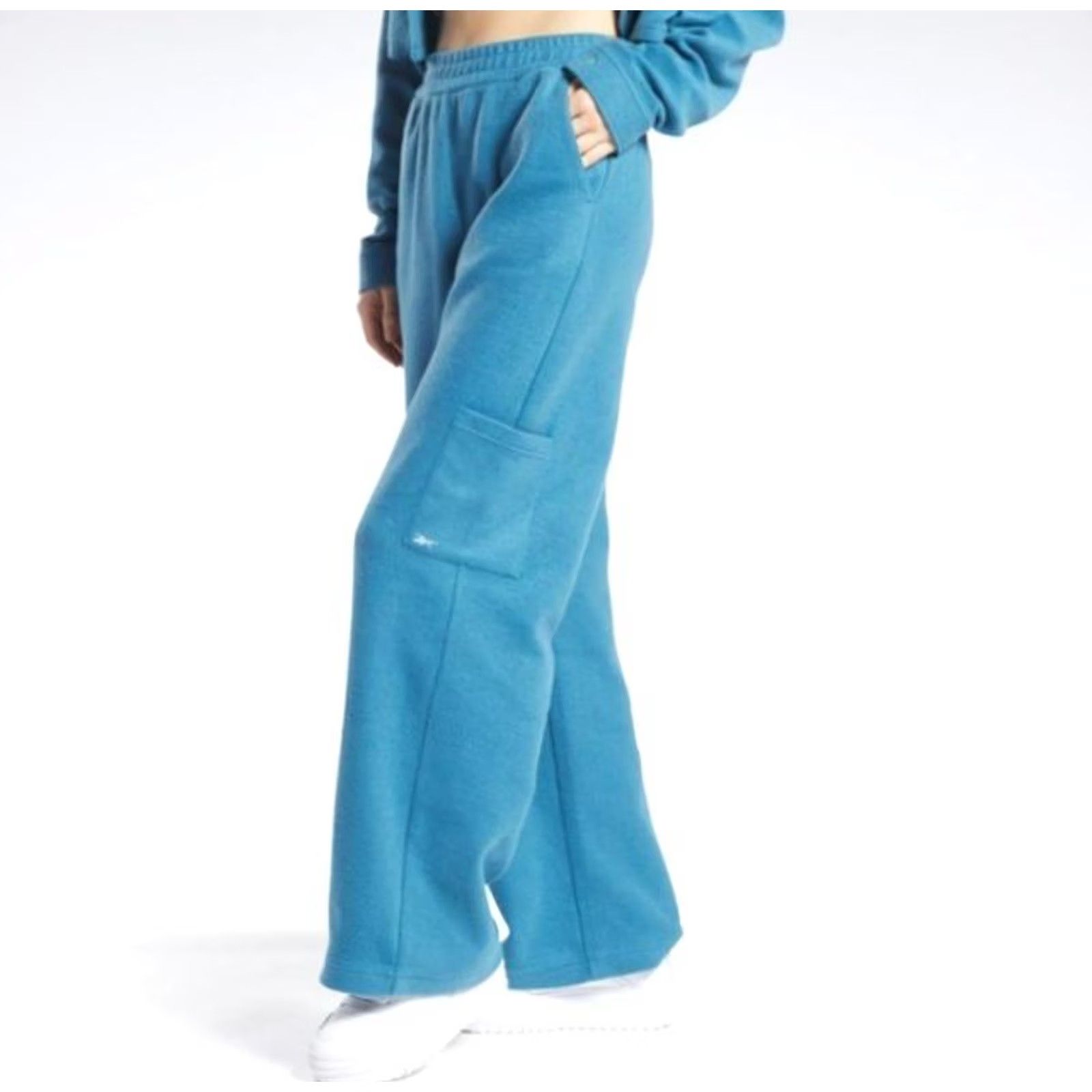 Reebok Reebok Apparel Women's Sweatpants Blue Regular Sweatpants with Pockets HS0385 M Size 32" / US 10 / IT 46 - 2 Thumbnail