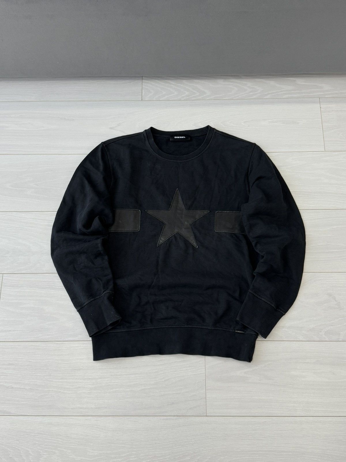 Diesel Y2K Diesel Crazy Leather Patchwork Punk Grunge Sweatshirt Size US M / EU 48-50 / 2 - 1 Thumbnail