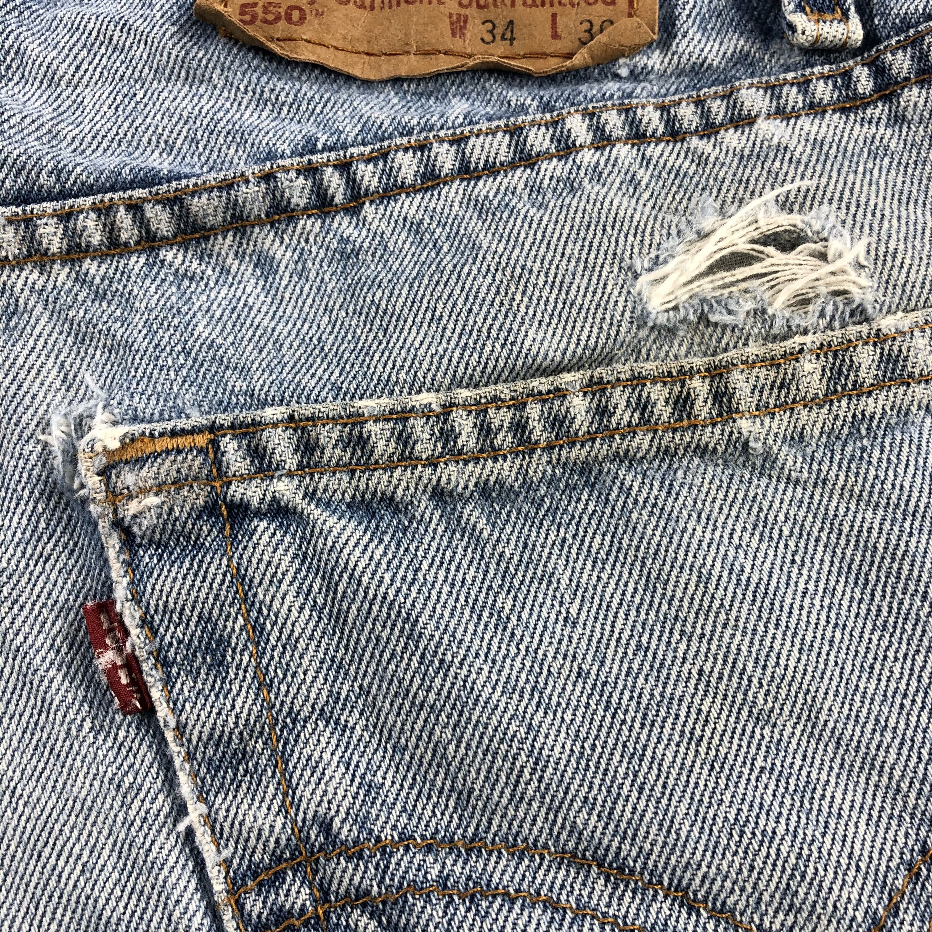Levi's × Vintage 90s Vintage Blue Wash Levis 550 Jeans-JM2966 Size US 34 / EU 50 - 9 Thumbnail