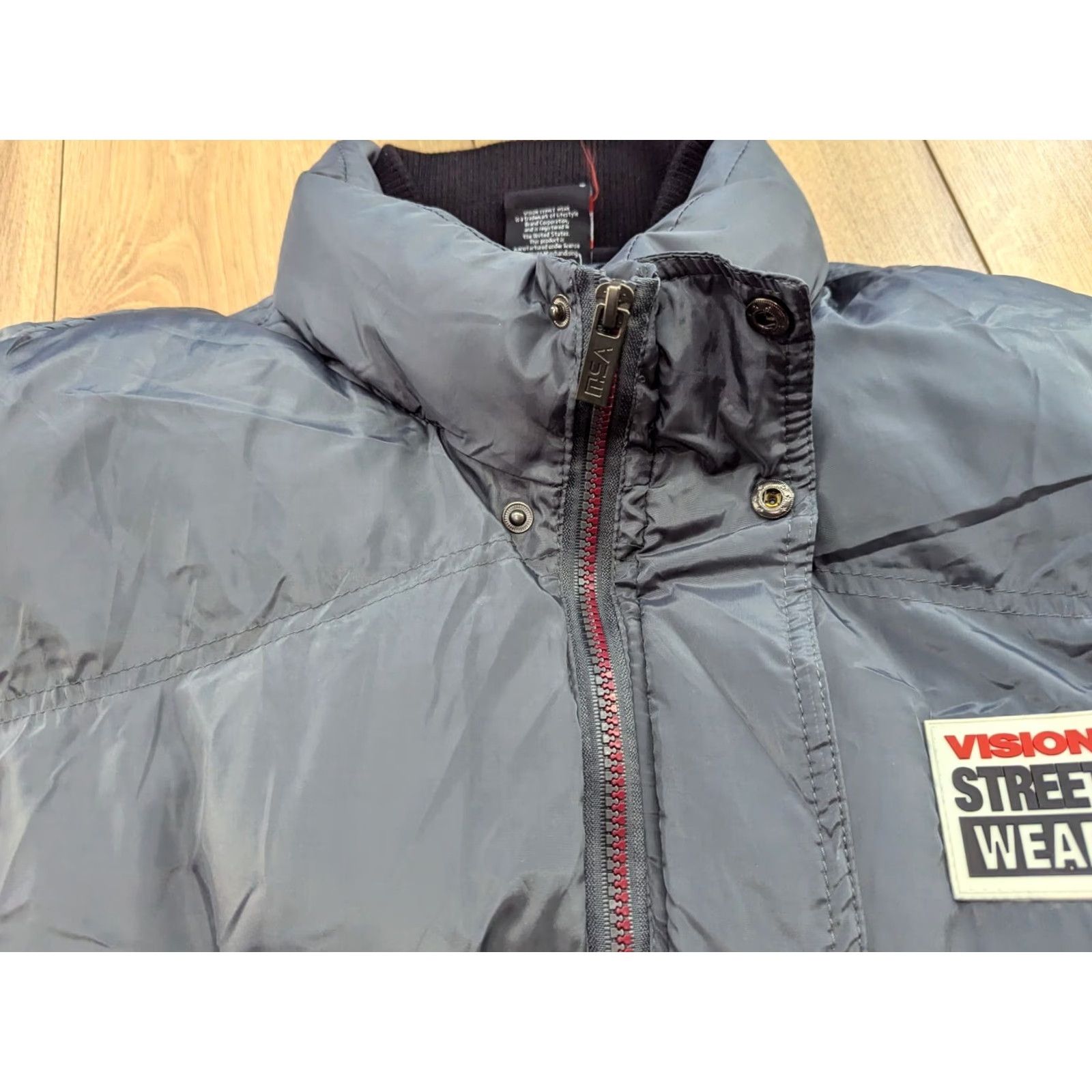 Vintage VINTAGE Vision Street Wear Puffer Vest Mens XL Gray Sleveless Regular Size XS? Size US XL / EU 56 / 4 - 7 Thumbnail
