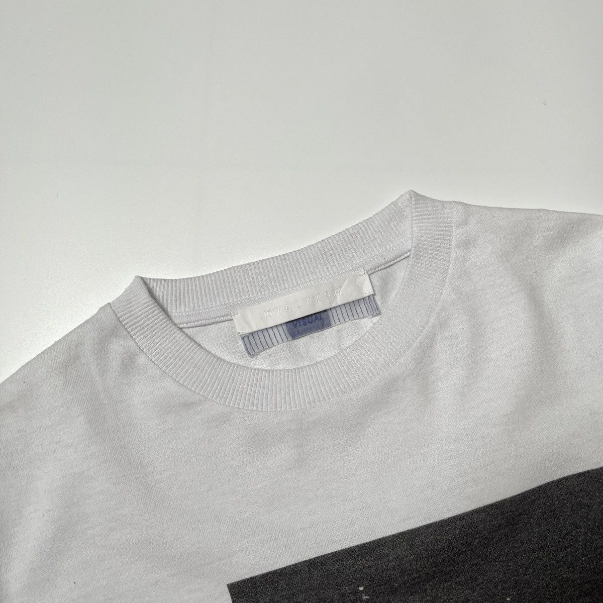 1017 ALYX 9SM 1017 ALYX 9SM Flag Ring Tee White Size US XS / EU 42 / 0 - 2 Thumbnail