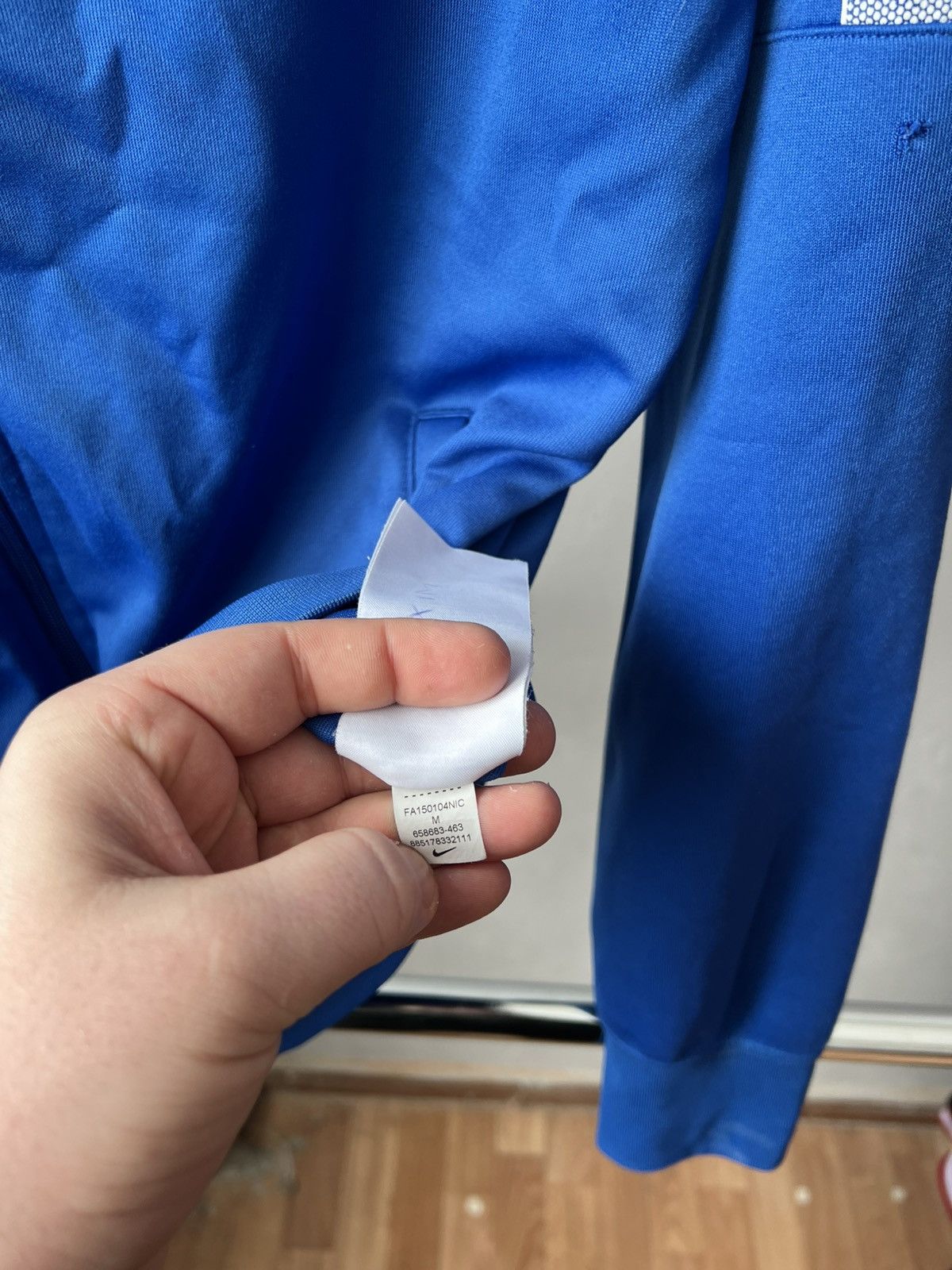 Nike 2015 BRUGGE KV TRAINING/TRAVEL SOCCER FOOTBALL ZIP JACKET M Size US M / EU 48-50 / 2 - 15 Thumbnail