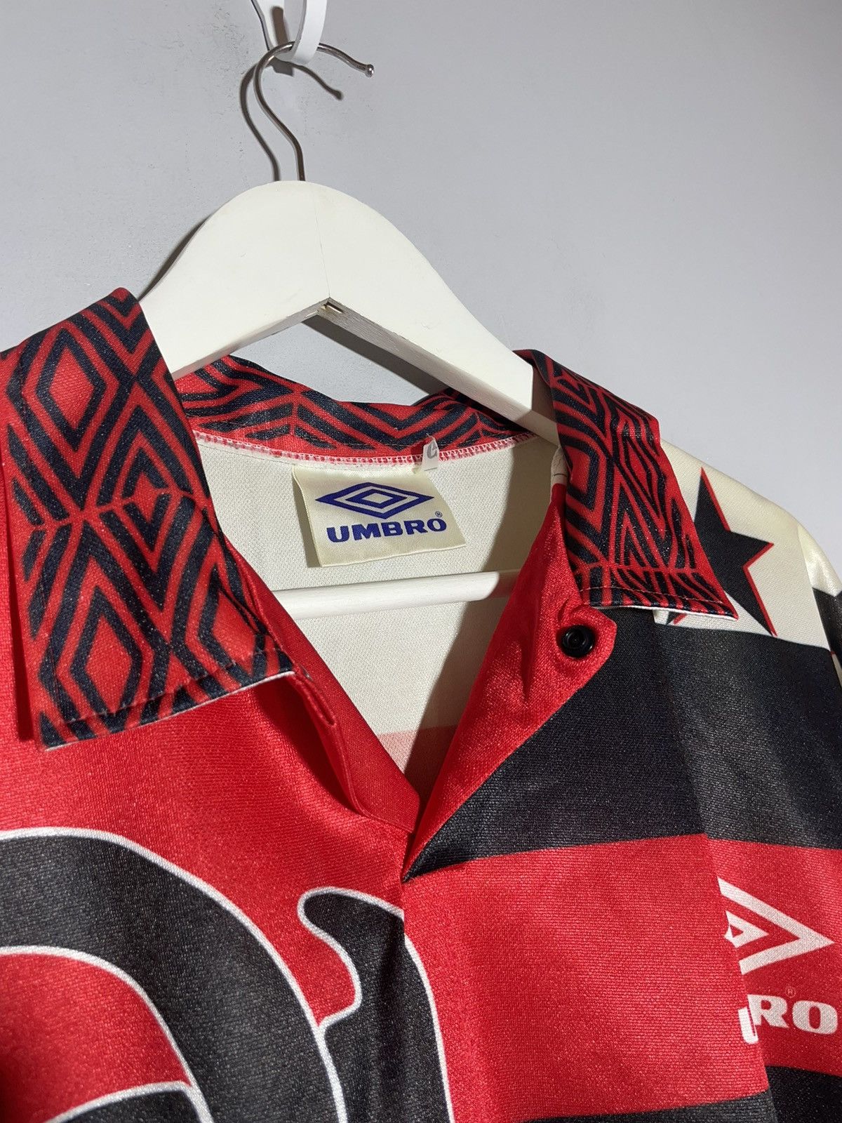 Umbro × Vintage Flamengo Umbro 1995 100th Anniversary Vintage Football Shirt Size US L / EU 52-54 / 3 - 10 Thumbnail