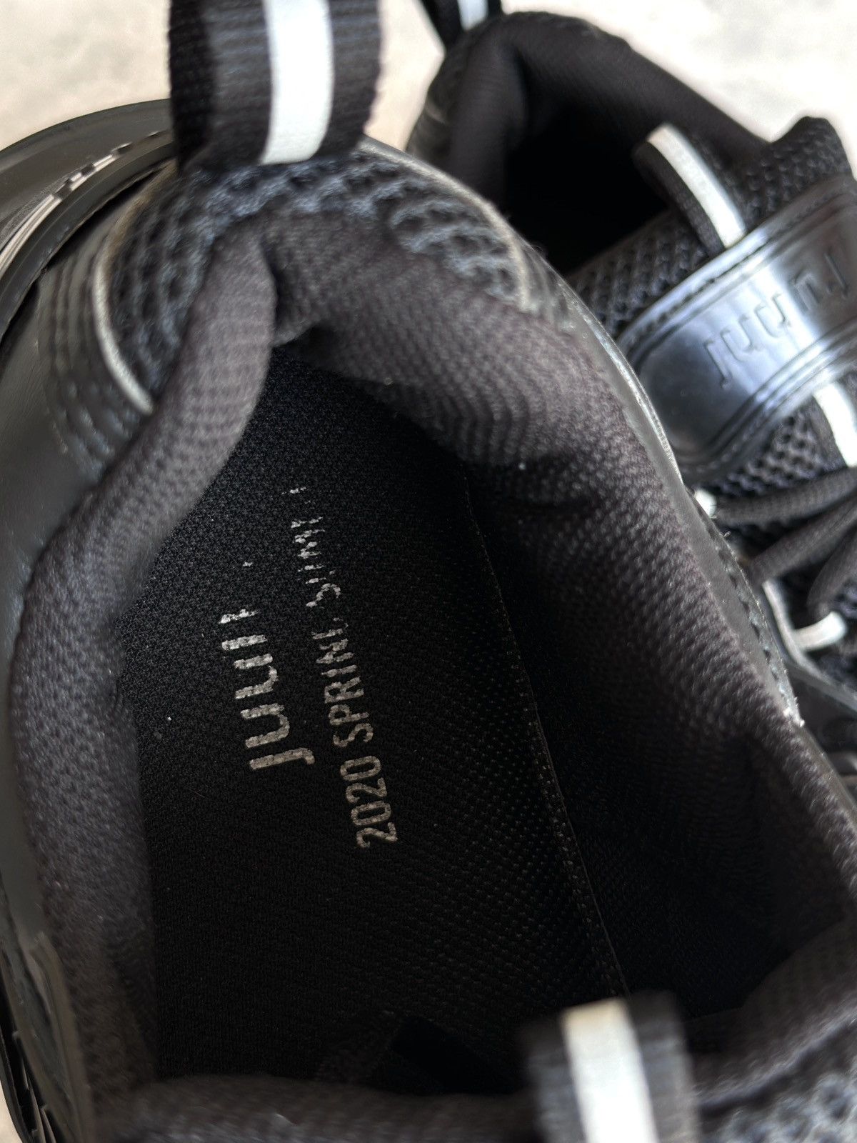 Juun.J SS20 VELCRO STRAP TECHNICAL RUNNERS Size US 9 / EU 42 - 14 Thumbnail