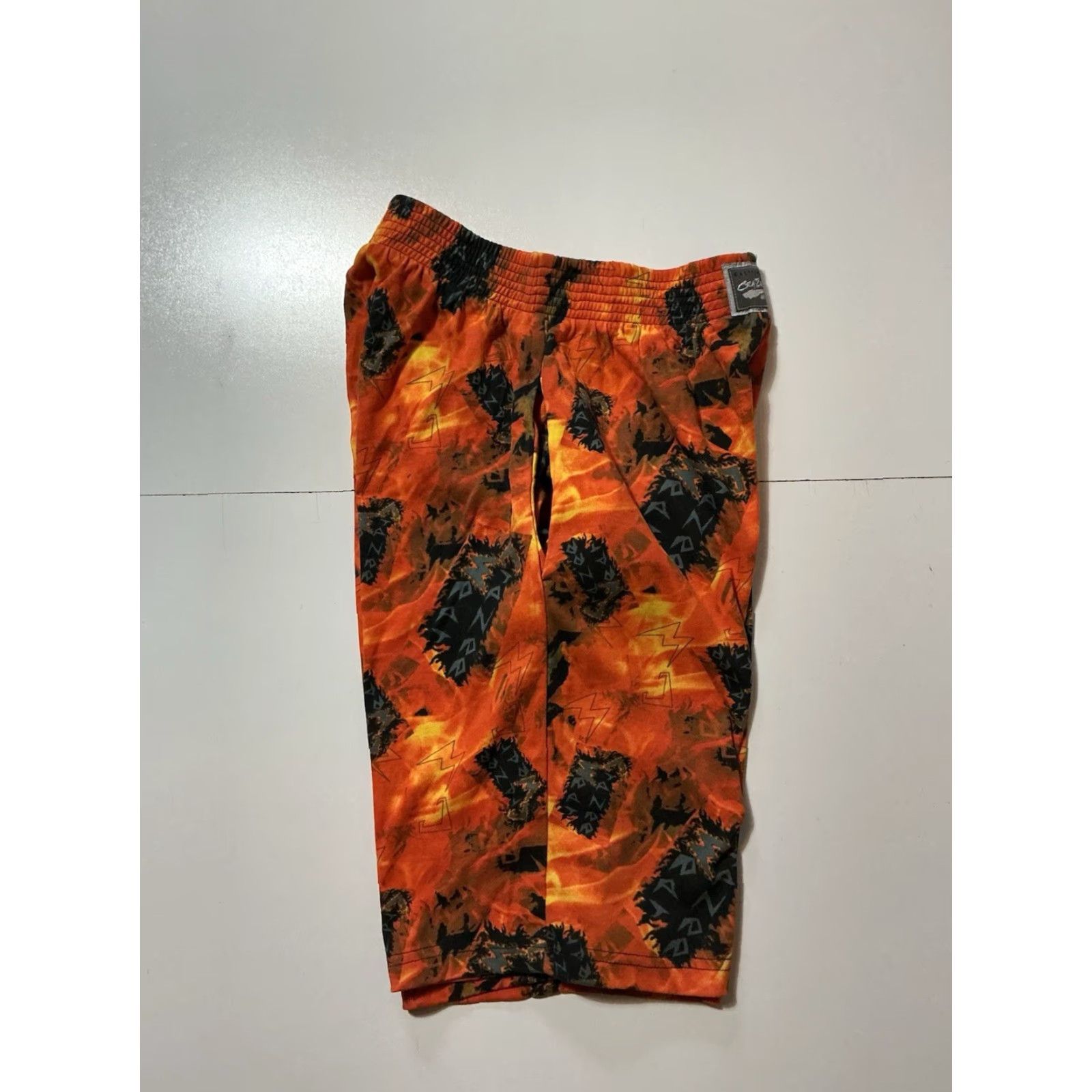Vintage VINTAGE California Crazee Wear Orange Flames Fire AOP Muscle Beach Shorts S Mens Size US 29 - 3 Thumbnail