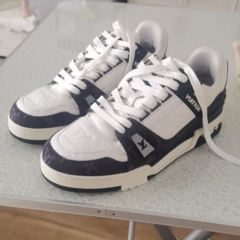 Louis Vuitton Louis Vuitton Trainer Panda Low-Top Sneakers 0079 Size US 9 / IT 39 - 1 Thumbnail
