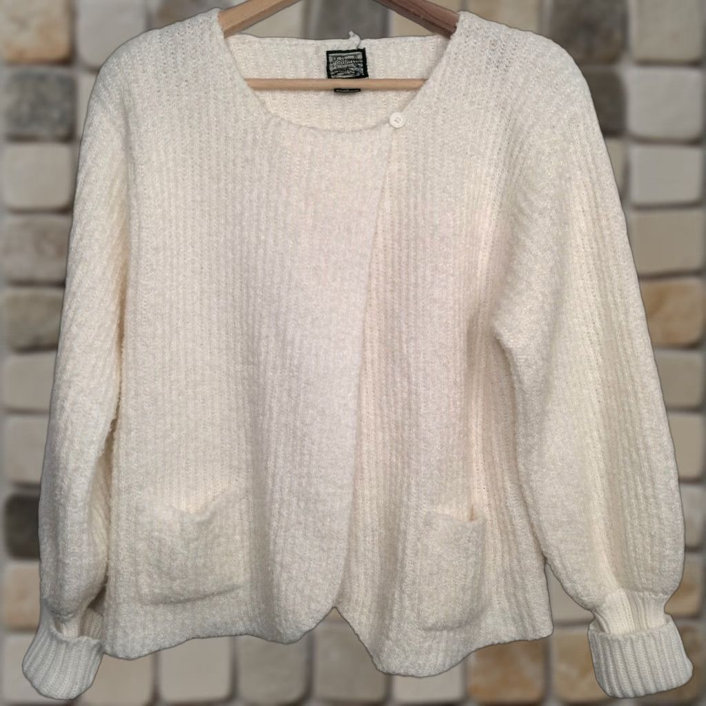 Vintage VINTAGE Mallard's Point Wrap Sweater Women Small Ivory Knit Long Sleeve Button Neck Ribbed Cream Fashion Ladies Size S / US 4 / IT 40 - 1 Thumbnail
