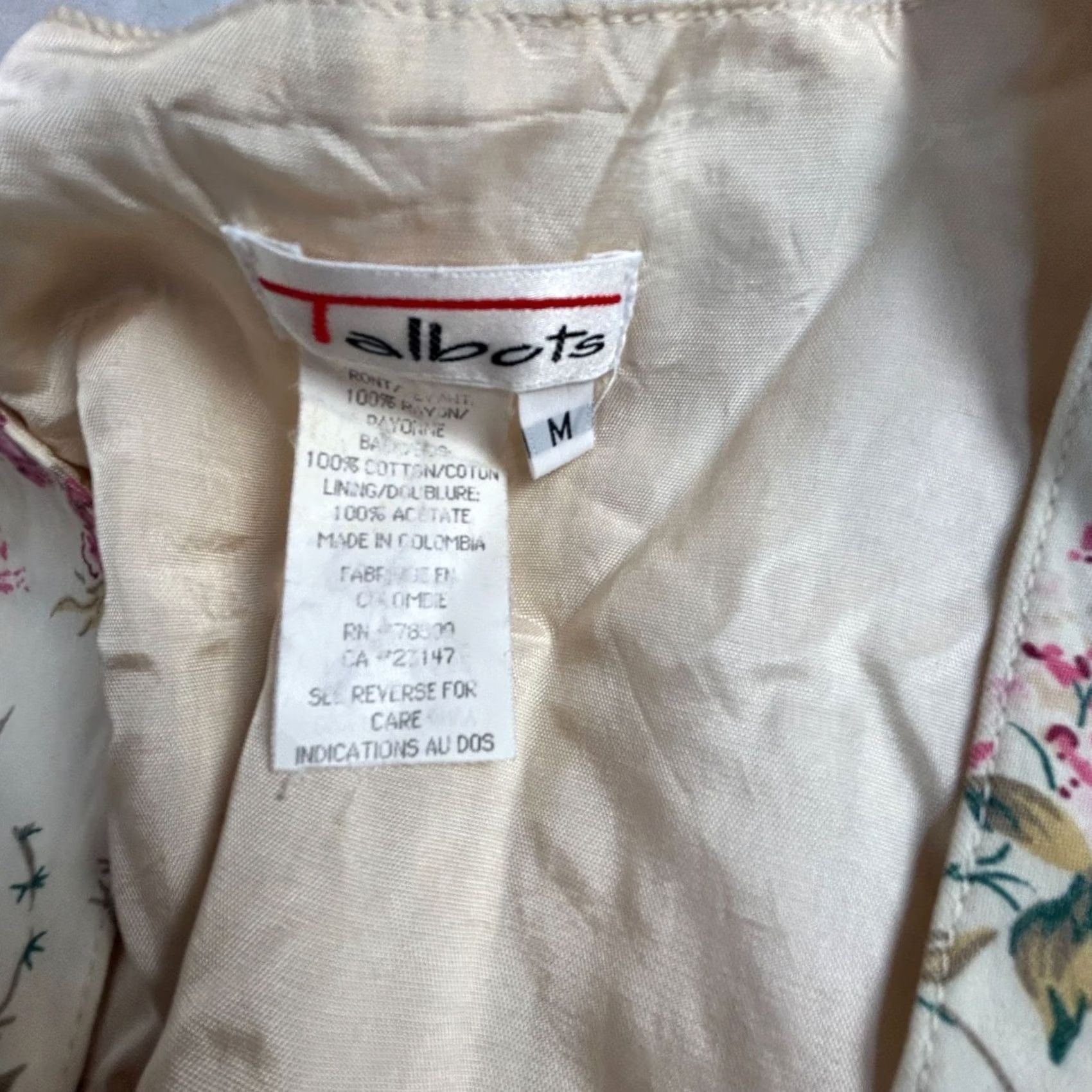 Talbots Talbots Womens V-Neck Floral Vest Medium Beige Striped Back Lightweight Pockets Size M / US 6-8 / IT 42-44 - 3 Thumbnail