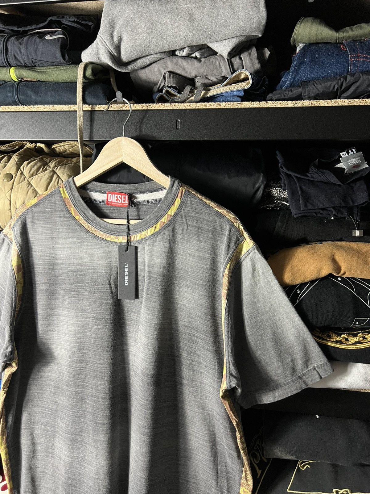 Diesel 🔥 Diesel T-Shirt with Camo Trim — Size XXL – Y2K Size US XXL / EU 58 / 5 - 2 Thumbnail