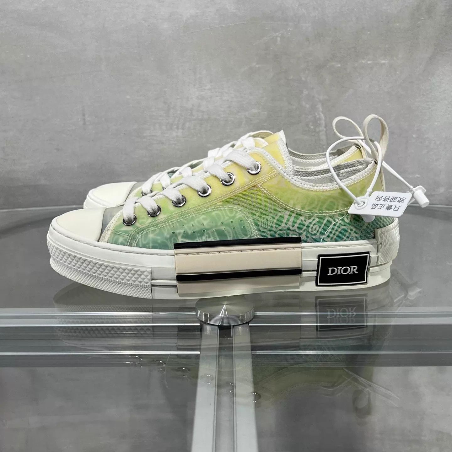 Dior Dior x Stussy B23 Yellow Green Gradient Wmns 35.5 Size US 5 / IT 35 - 3 Thumbnail