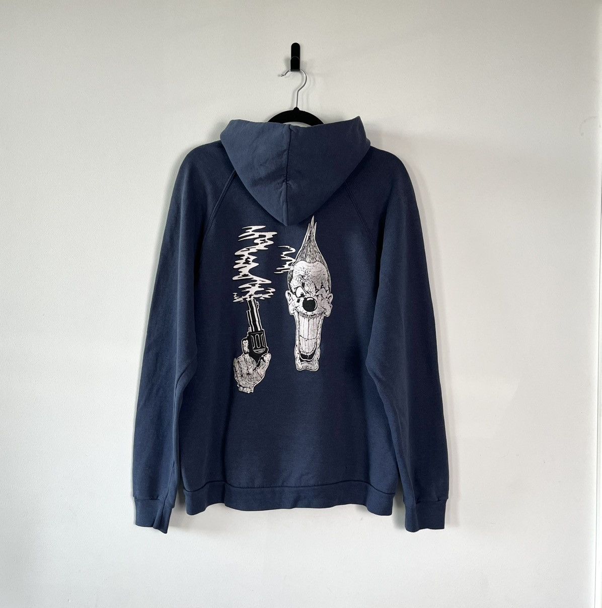 Vintage Dark Graphic Hoodie with Gun & Clown Print - Edgy Streetwear Size US XL / EU 56 / 4 - 1 Thumbnail