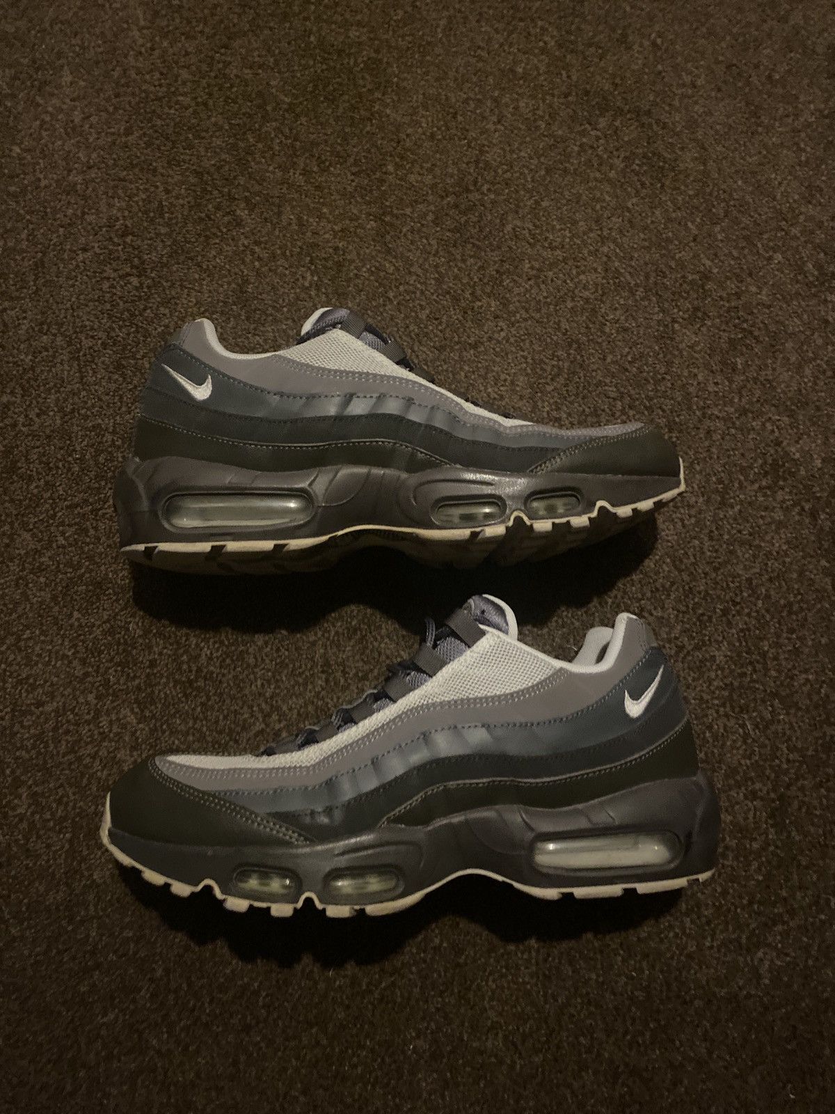 Nike Nike airmax 95s men’s size 8.5UK Size US 9.5 / EU 42-43 - 1 Thumbnail