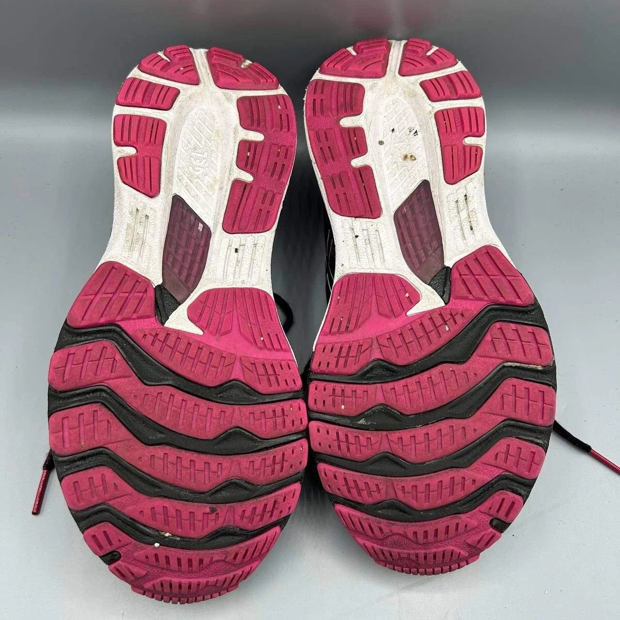 Asics Asics Gel-Kayano 28 Womens Running Shoes 1012B047 6.5 US Size US 6.5 / IT 36.5 - 4 Thumbnail