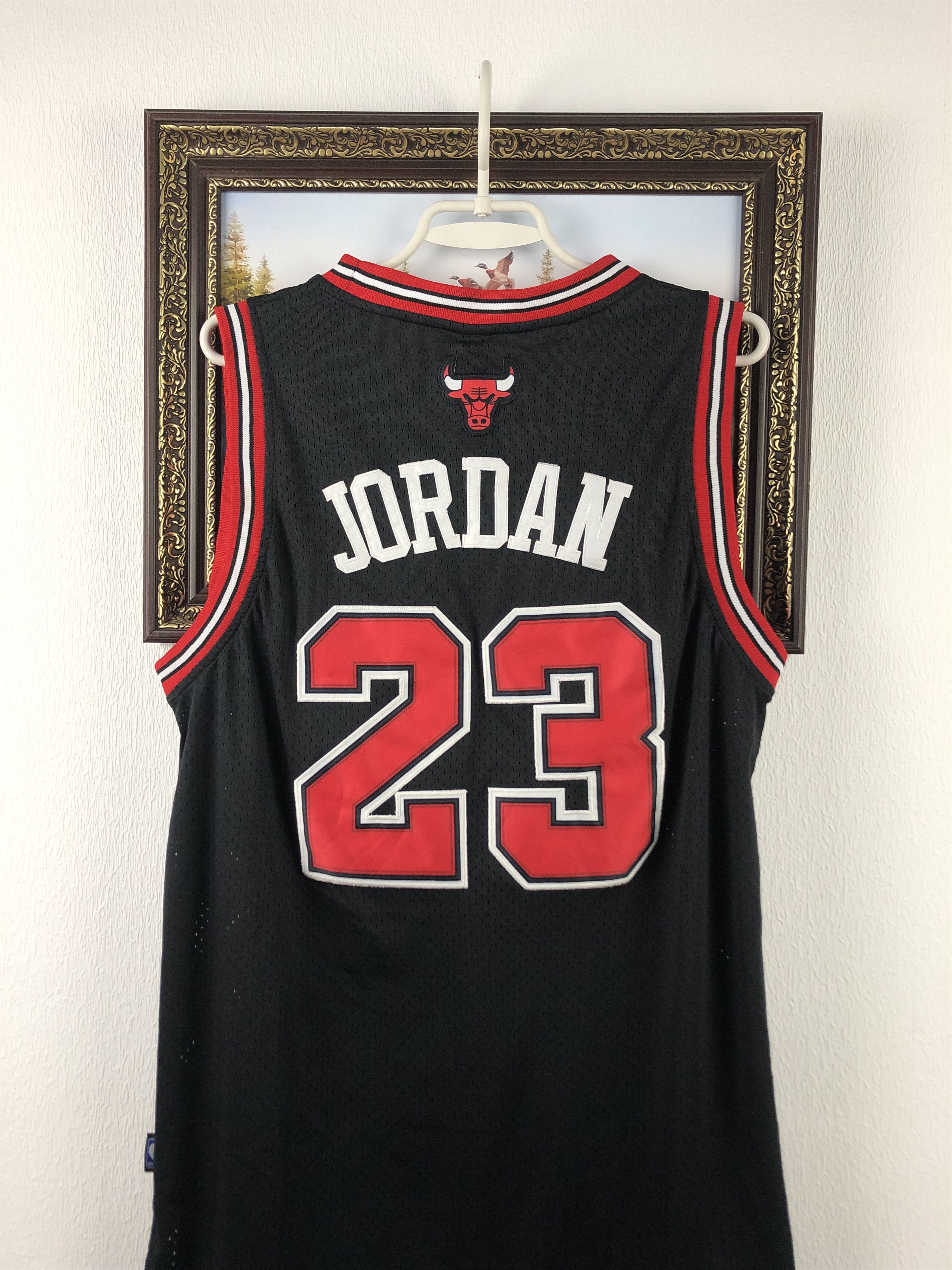 NBA Vintage Chicago Bulls Jordan NBA 23 Jersey Shirt Rare Black Size US M / EU 48-50 / 2 - 12 Thumbnail