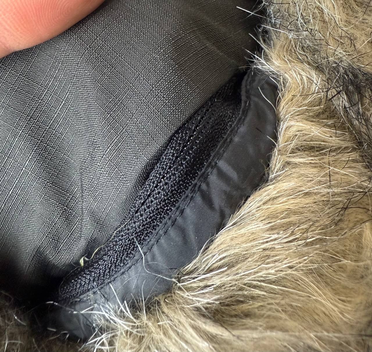 Jack Wolfskin Jack Wolfskin Winter Parkas Jacket Fur size L Size US L / EU 52-54 / 3 - 9 Thumbnail