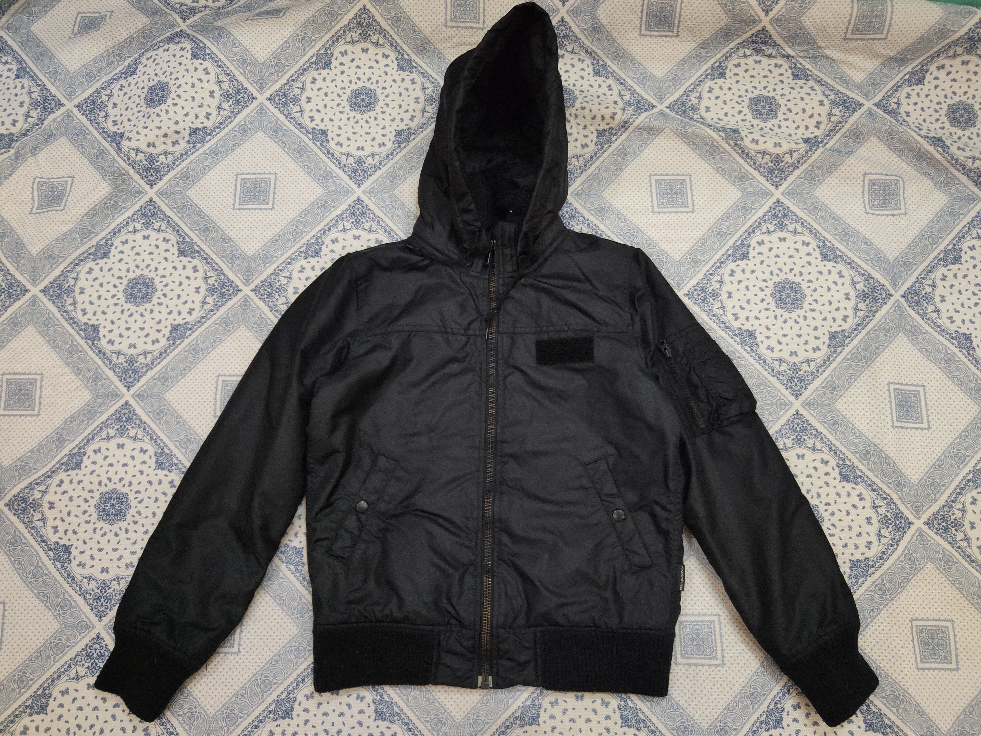 Alpha Industries Alpha Industries Thermolite Black Bomber Jacket Size US M / EU 48-50 / 2 - 1 Thumbnail