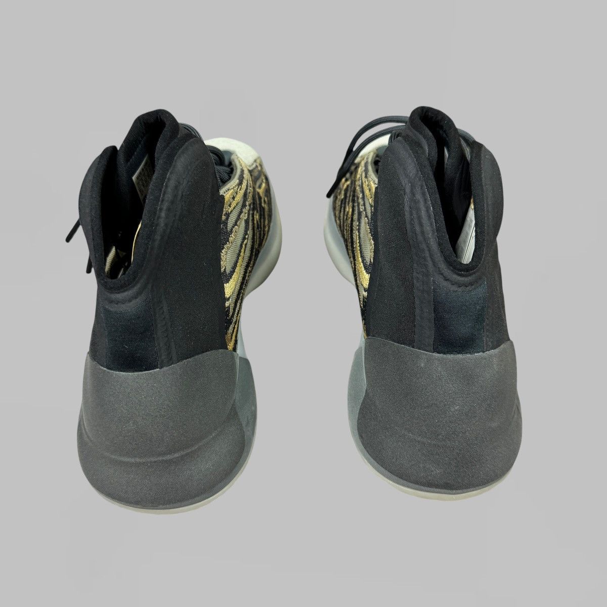 Yeezy YEEZY QNTM AMBTIN HIGH OG NEW SIZE 44,5 Size US 10.5 / EU 43-44 - 7 Thumbnail