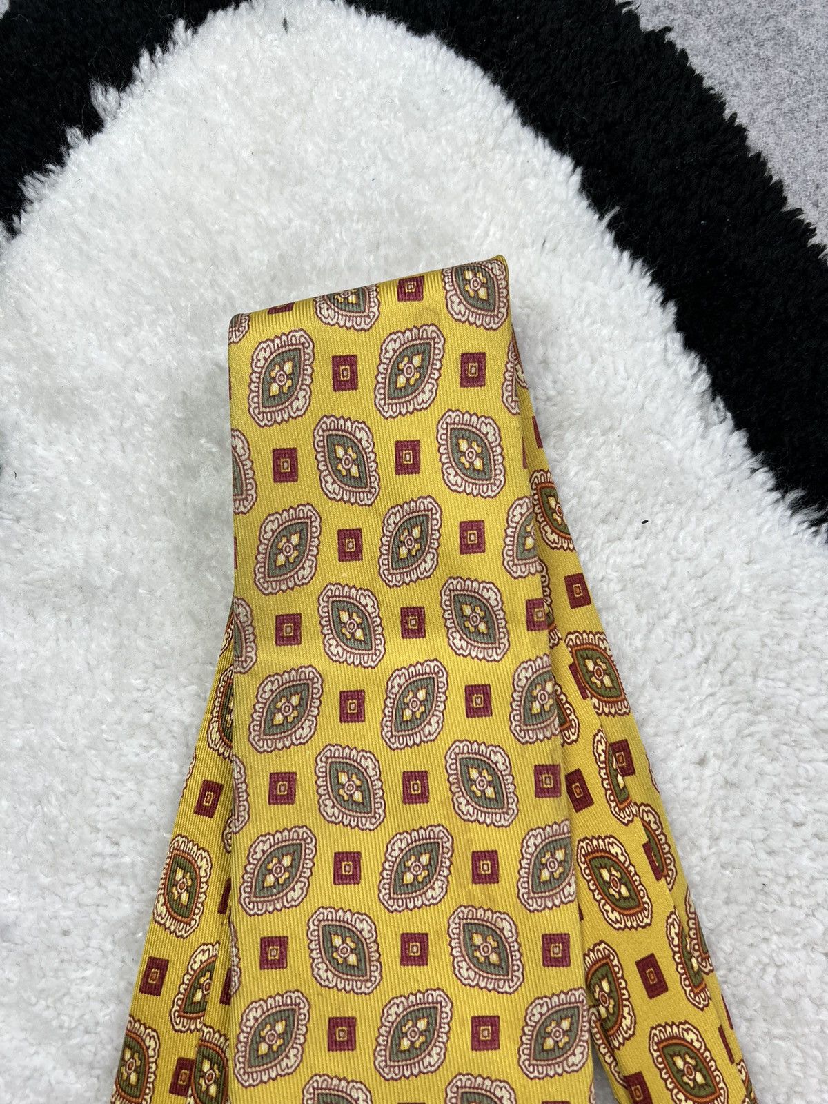 Etro Vintage Etro Italy Silk Geometric Gold Luxury Tie Size ONE SIZE - 4 Thumbnail