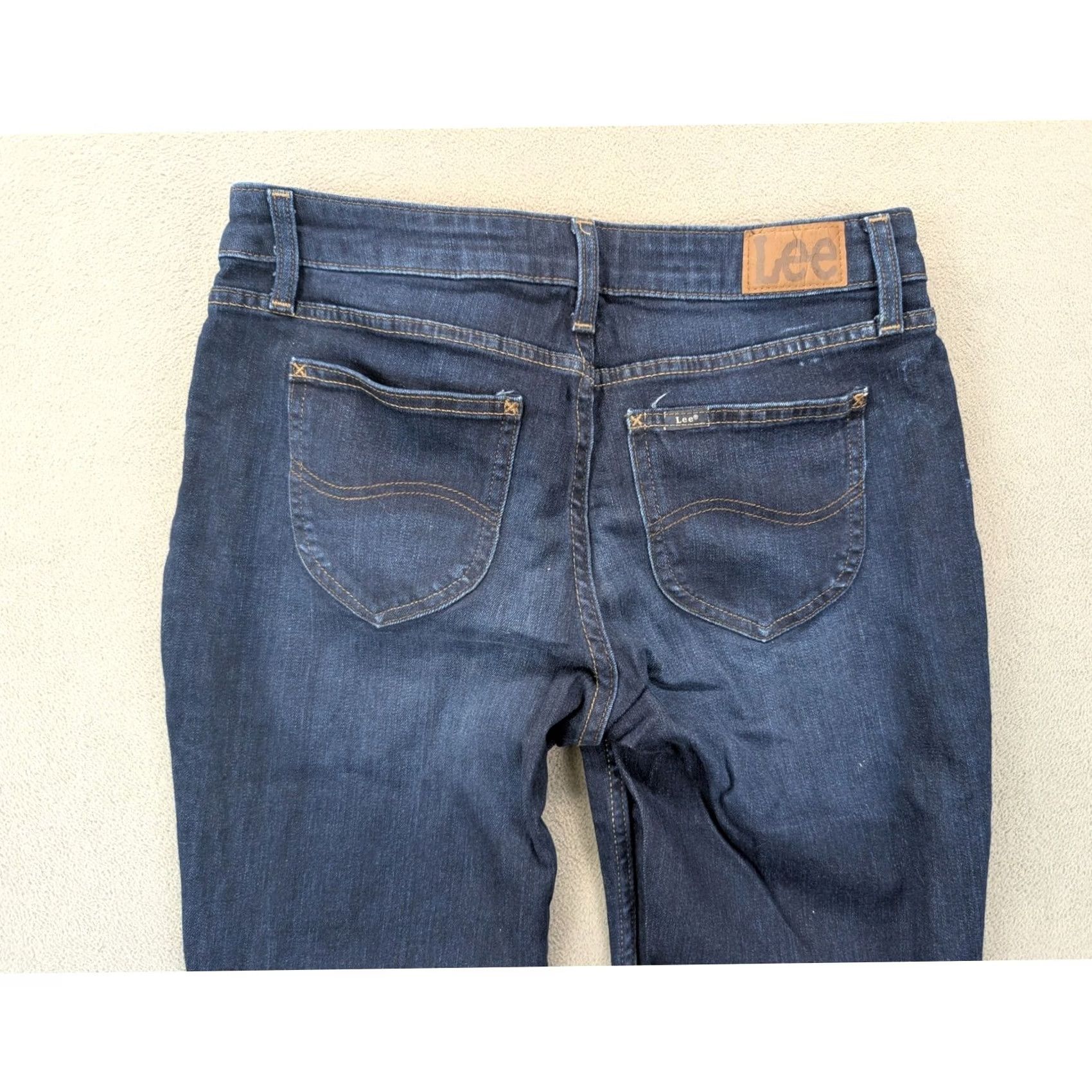 Lee Lee Womens Jeans Straight Mid Rise Dark Wash 30x28 Size 12M Denim Cotton Blend Spandex Polyester Pocket Logo Button Love Size 32" / US 10 / IT 46 - 7 Thumbnail