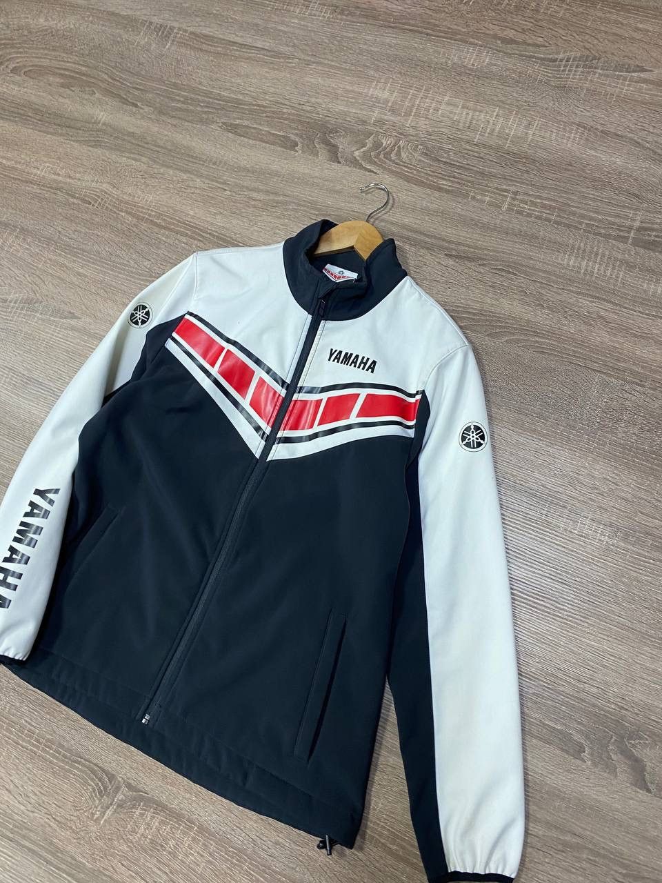Yamaha Classic Line Soft Shell Jacket Black/White/Red Medium