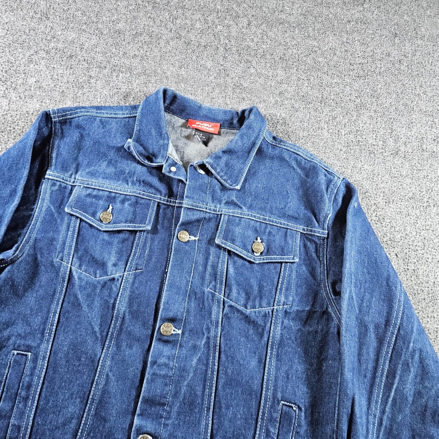 Fubu FUBU Platinum Denim Jean Jacket Mens L Blue Hip Hop Embroidered Back Graphic Bomber Jacket Size US 33 - 4 Thumbnail