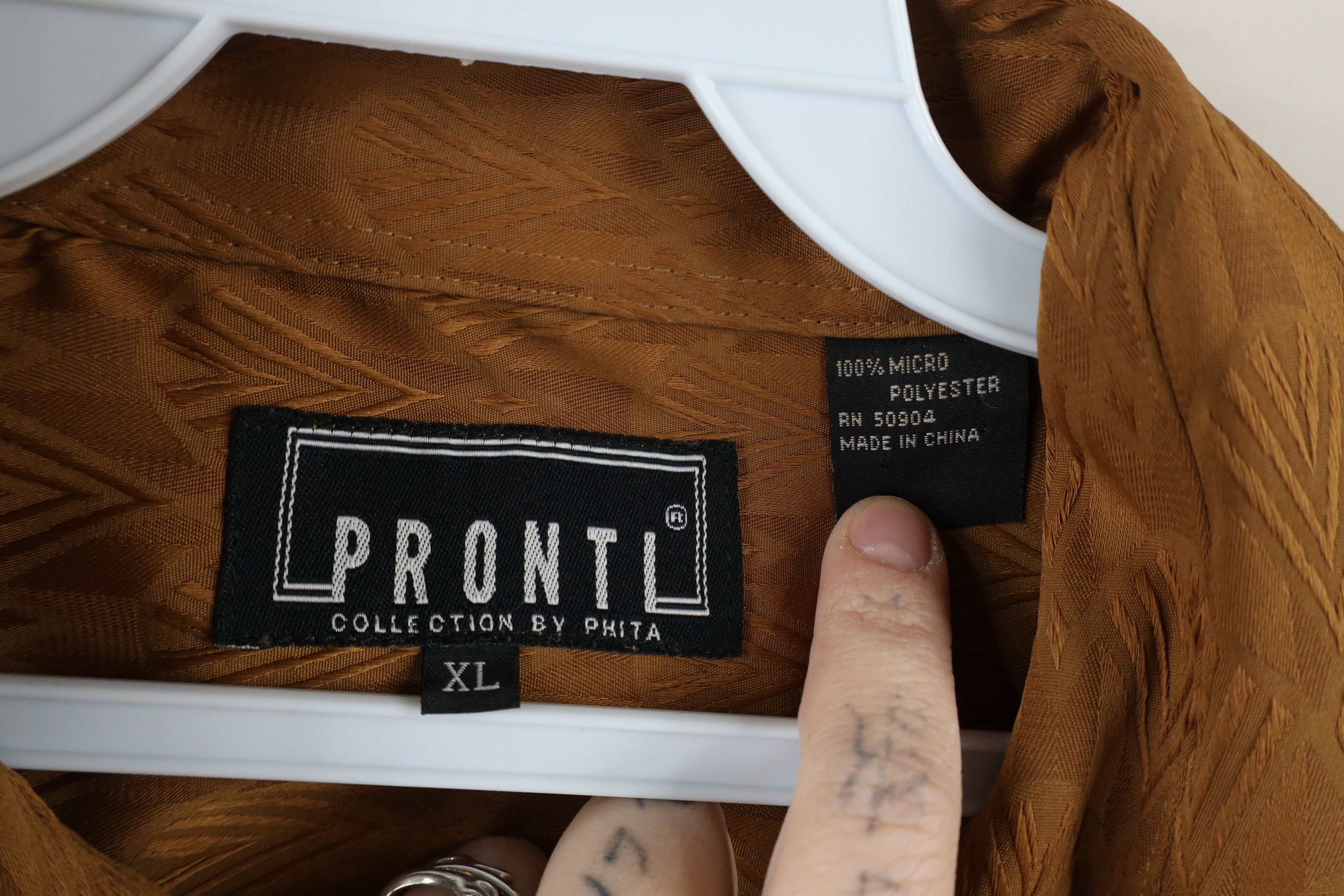 Vintage Vintage 90s Streetwear Baggy Fit Collared Button Shirt Size US XL / EU 56 / 4 - 7 Thumbnail