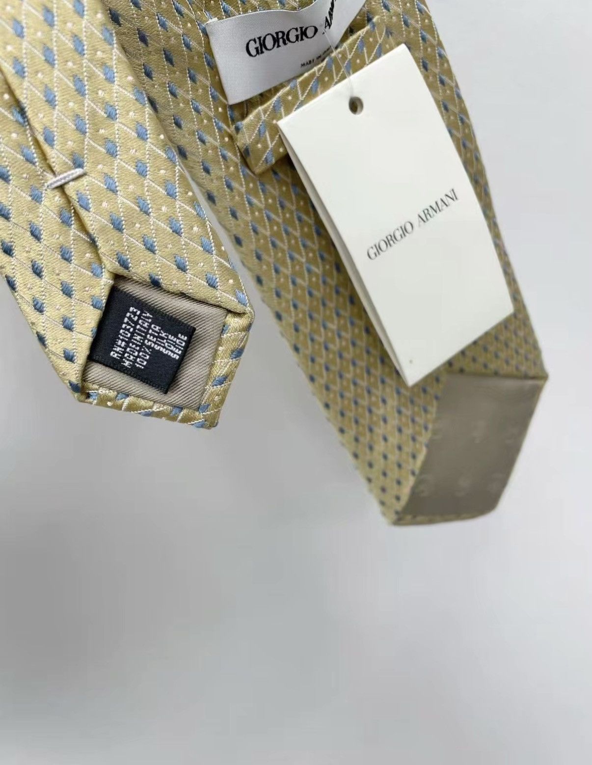 Giorgio Armani Giorgio Armani 100% Silk Tie J30 Size ONE SIZE - 5 Thumbnail
