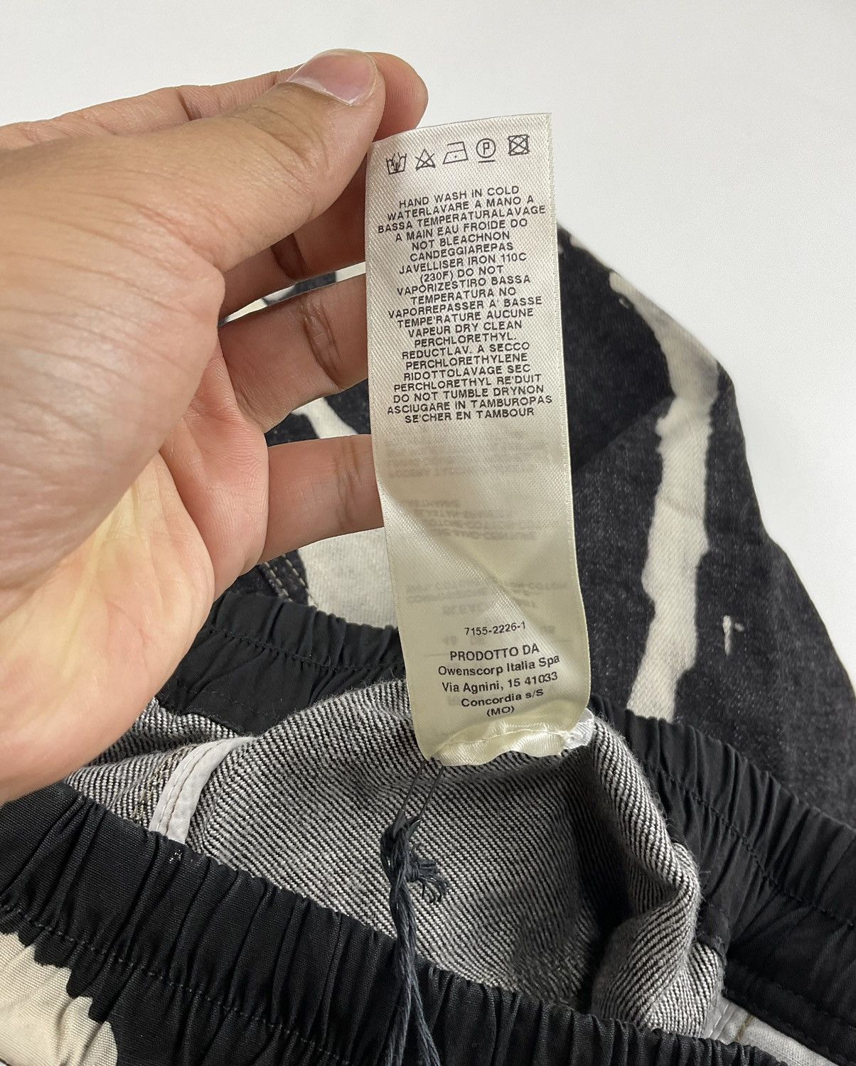 Rick Owens Rick Owens F/W'16 Mastodon Bleach Vomit Pod Denim Shorts Size US 32 / EU 48 - 8 Thumbnail