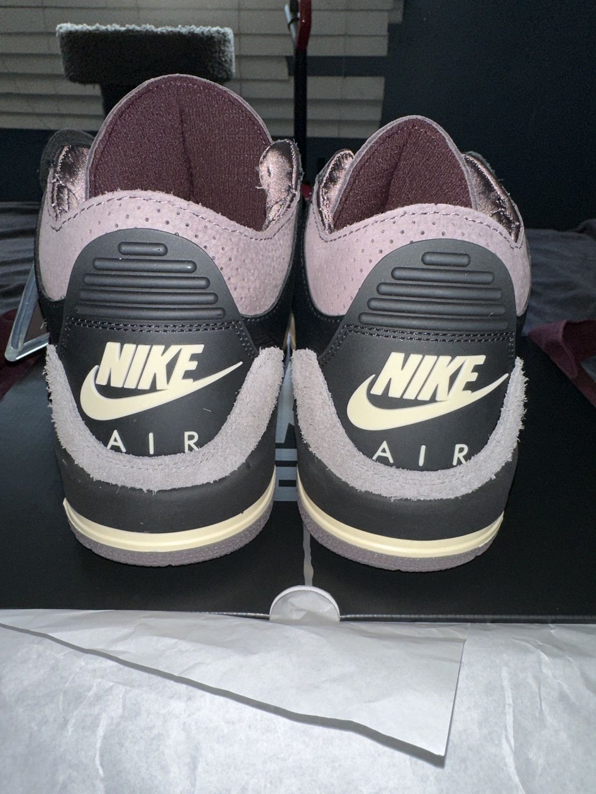 A Ma Maniere × Jordan Brand × Nike A Ma Maniere X Jordan 3 W.Y.W.S Size US 11.5 / EU 44-45 - 4 Thumbnail
