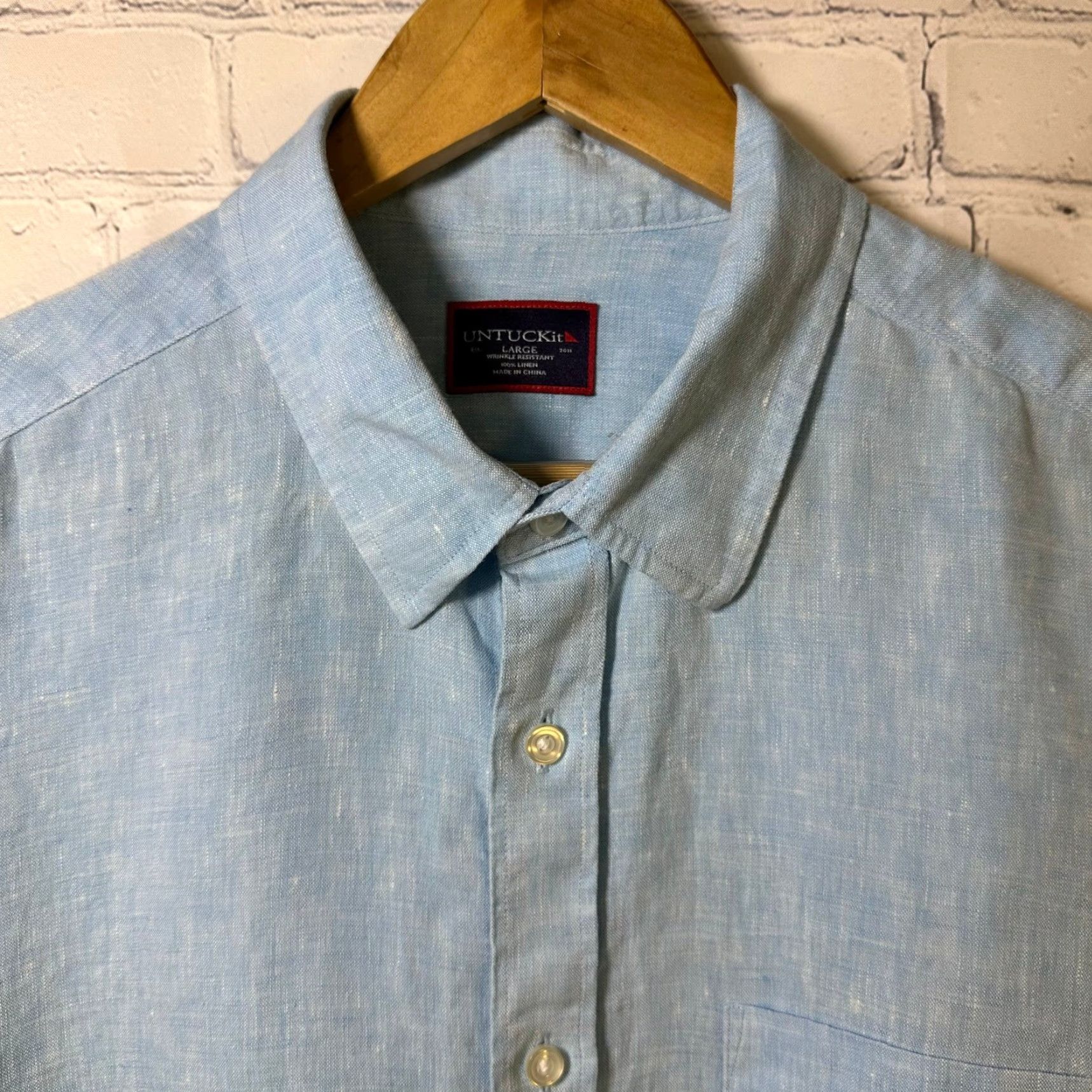 UNTUCKit UNTUCKit Grachetto Light Blue 100% Linen Wrinkle Resistant Shirt Mens Large Size US L / EU 52-54 / 3 - 3 Thumbnail