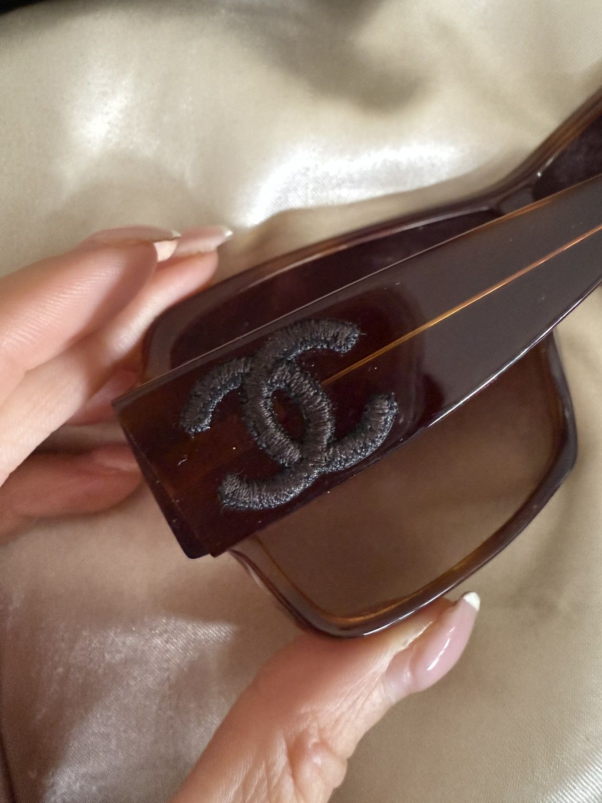 Chanel Chanel Sunglasses Size ONE SIZE - 8 Thumbnail