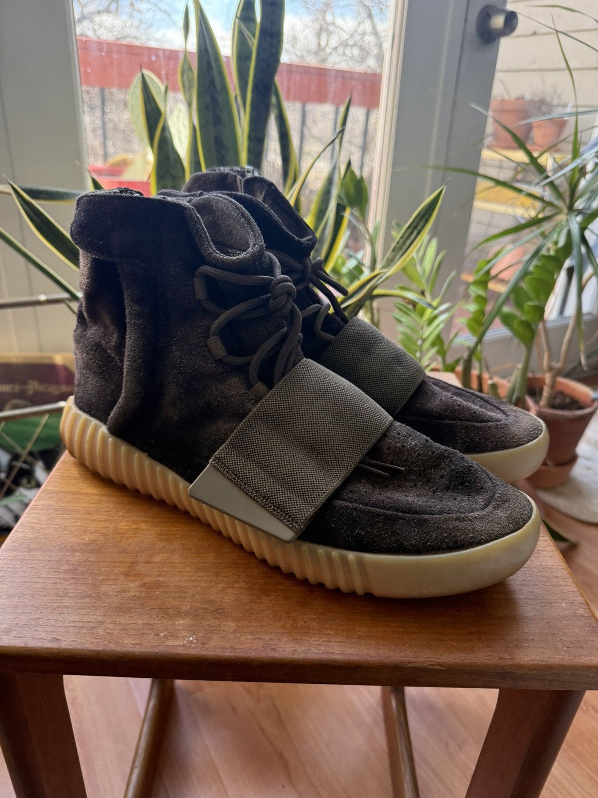Adidas X Yeezy 750 Chocolate - Dyed