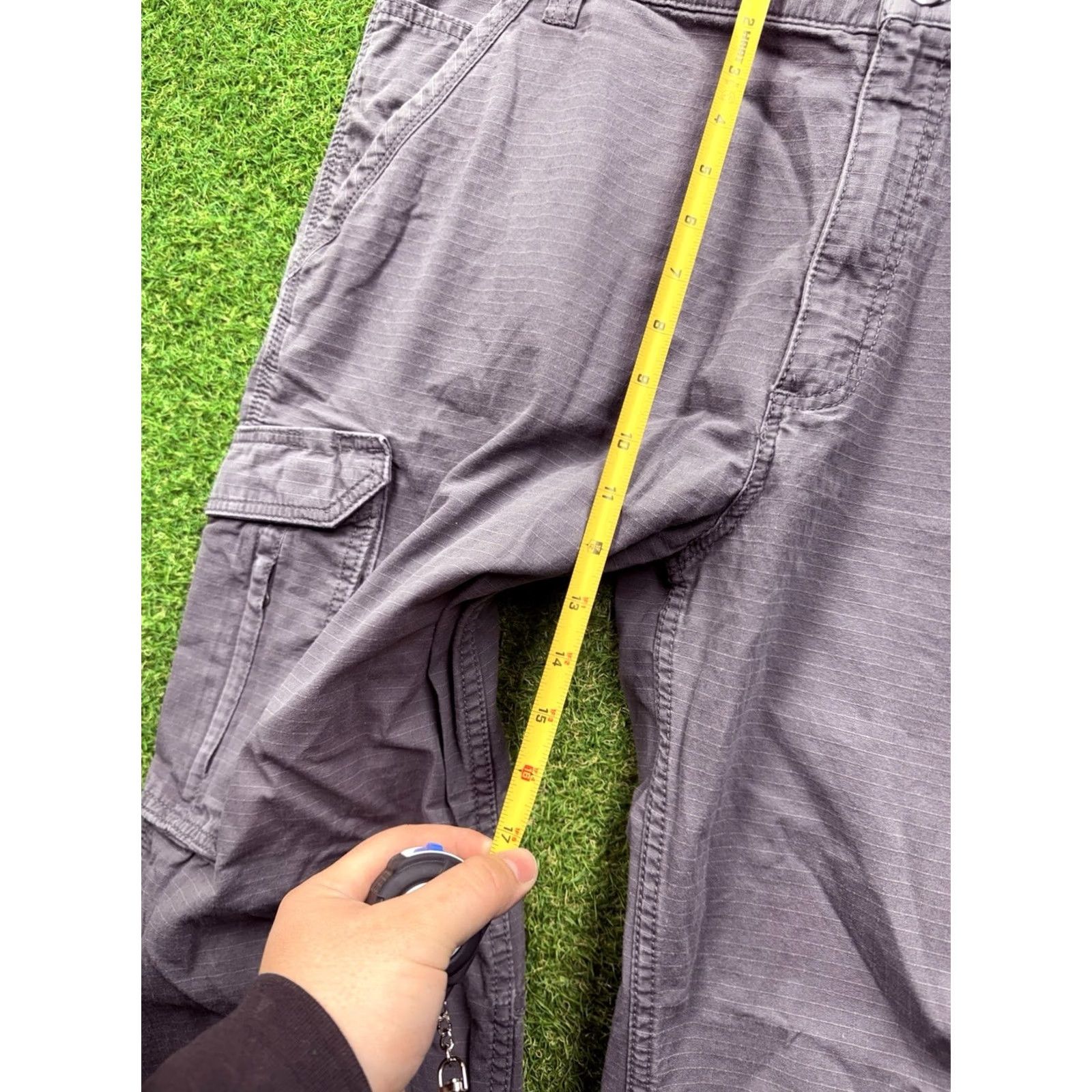 Carhartt Carhartt Pants Mens 42x30 Relaxed Fit Gray Work Pants Cargo 101148-039 Style: Cargo, 5-Pocket, Button Zip Closure, Canvas Workwear Size US 42 / EU 58 - 4 Thumbnail