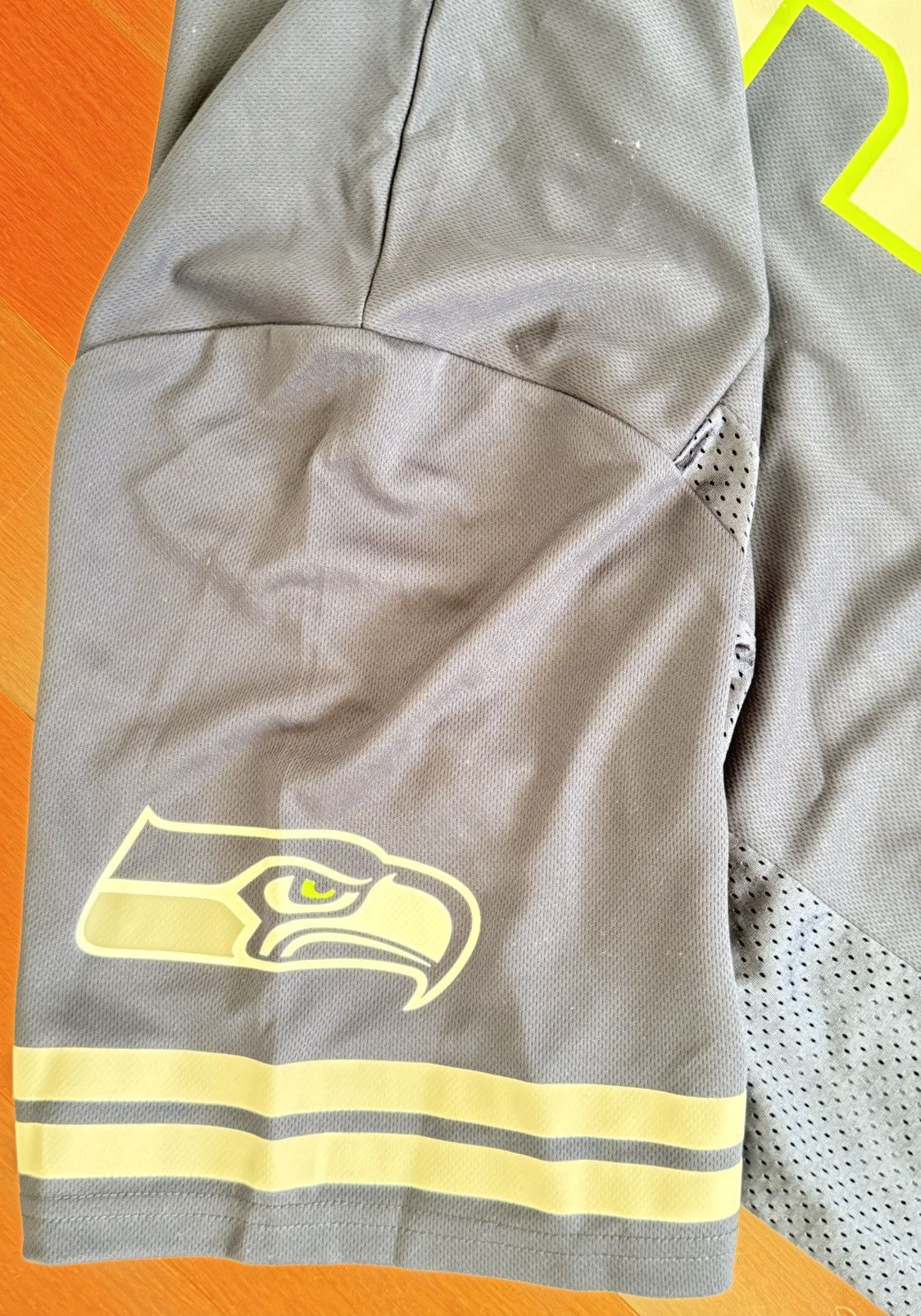 NFL Russell Wilson Seattle Seahawks NFL Jersey Size US XL / EU 56 / 4 - 6 Thumbnail