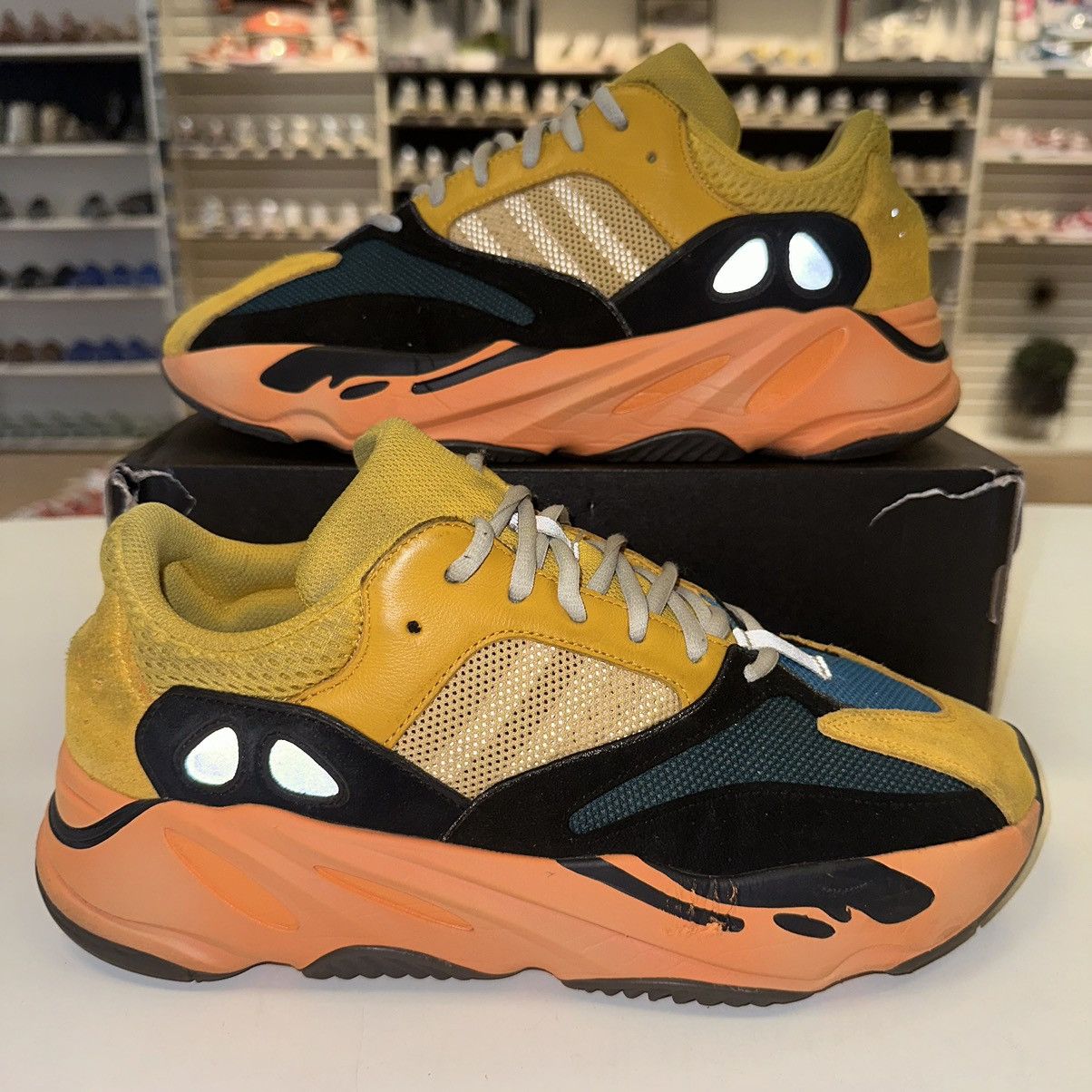 Adidas × Yeezy Size 10.5 - Adidas Yeezy Boost 700 Sun GZ6984 Yellow Black Size US 10.5 / EU 43-44 - 1 Thumbnail