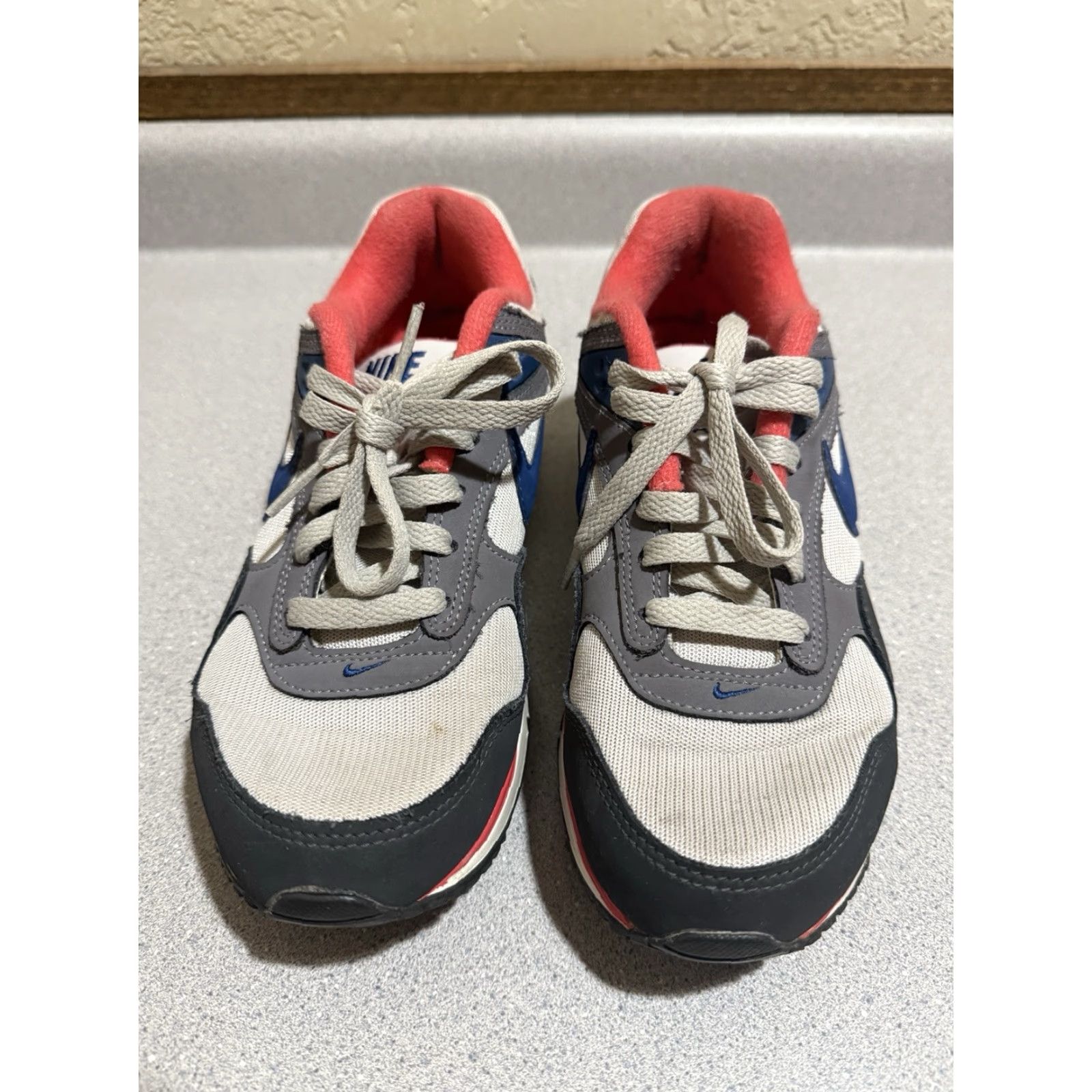 Nike Nike Air Max Correlate Women's Sneaker 7.5 Coral/Grey/Blue 511417-040 Size US 8 / IT 38 - 4 Thumbnail