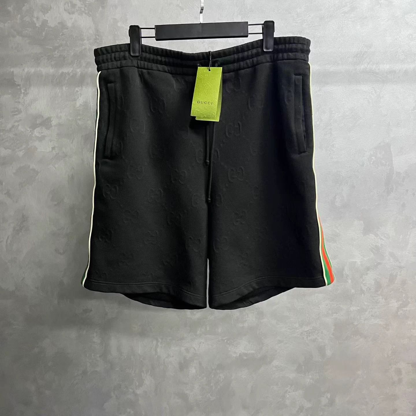 Gucci Gucci Black Logo Jacquard Drawstring Knit Bermuda Shorts Size US 37 - 1 Thumbnail