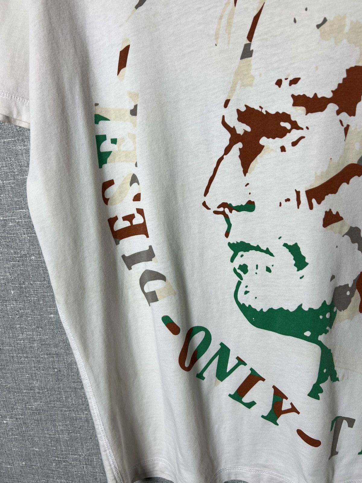 Diesel × Vintage Rare Vintage Diesel Big Logo Tee Men’s T-Shirt size S Size US S / EU 44-46 / 1 - 6 Thumbnail