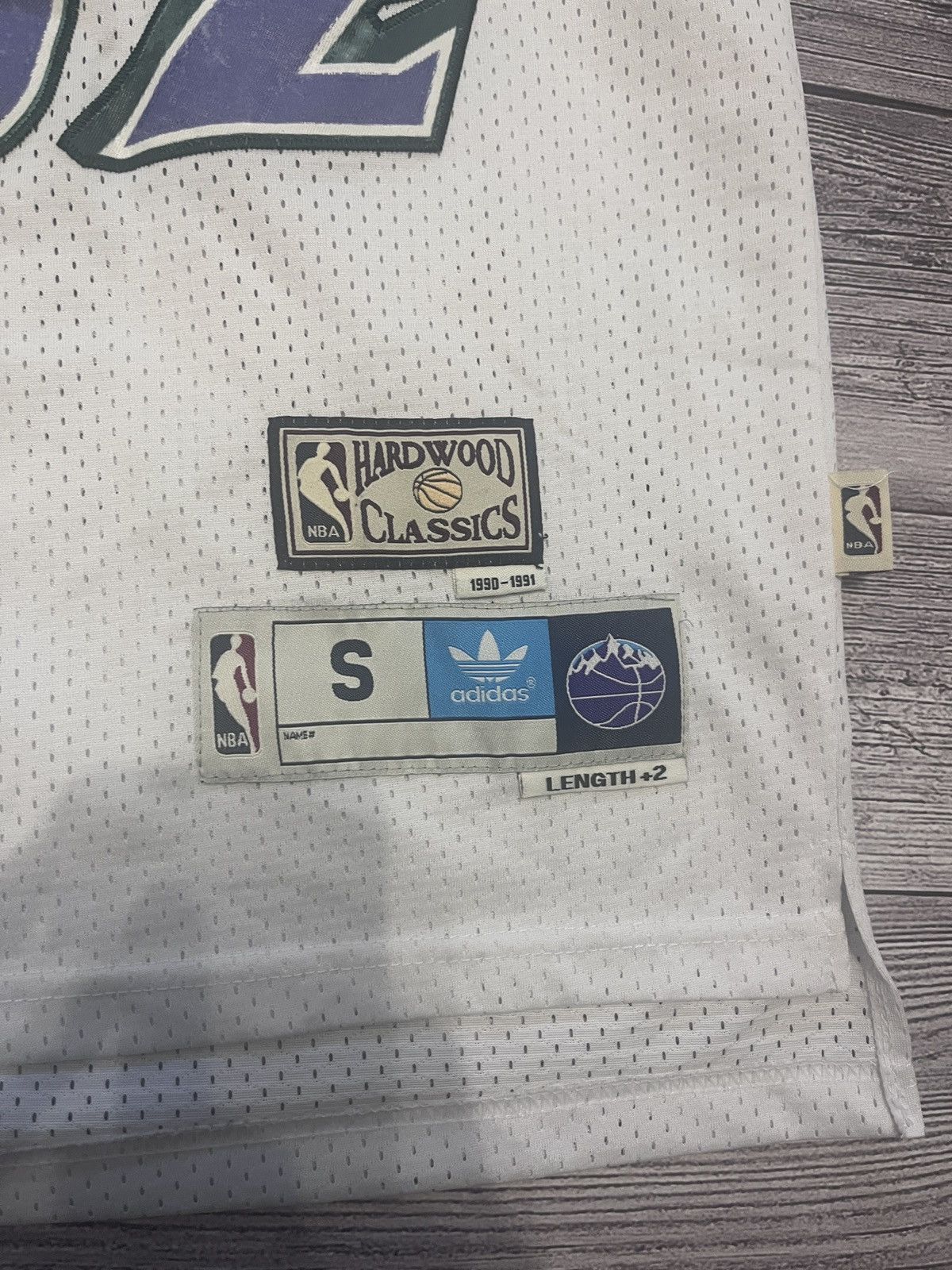 Adidas Adidas Hardwood Classics Utah Jazz Karl Malone #32 Jersey Size US S / EU 44-46 / 1 - 5 Thumbnail