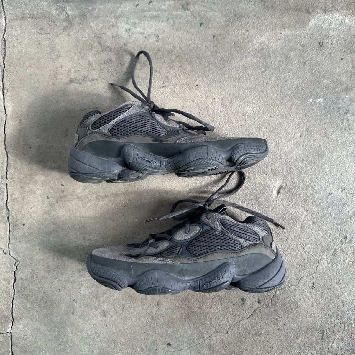 Yeezy Adidas Yeezy 500 Utility Black Size US 8 / EU 41 - 9 Thumbnail